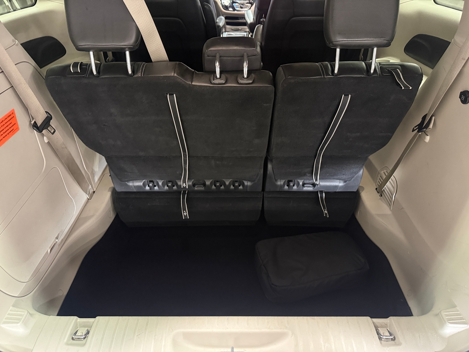 Thumbnail: 2024 Chrysler Pacifica - 6
