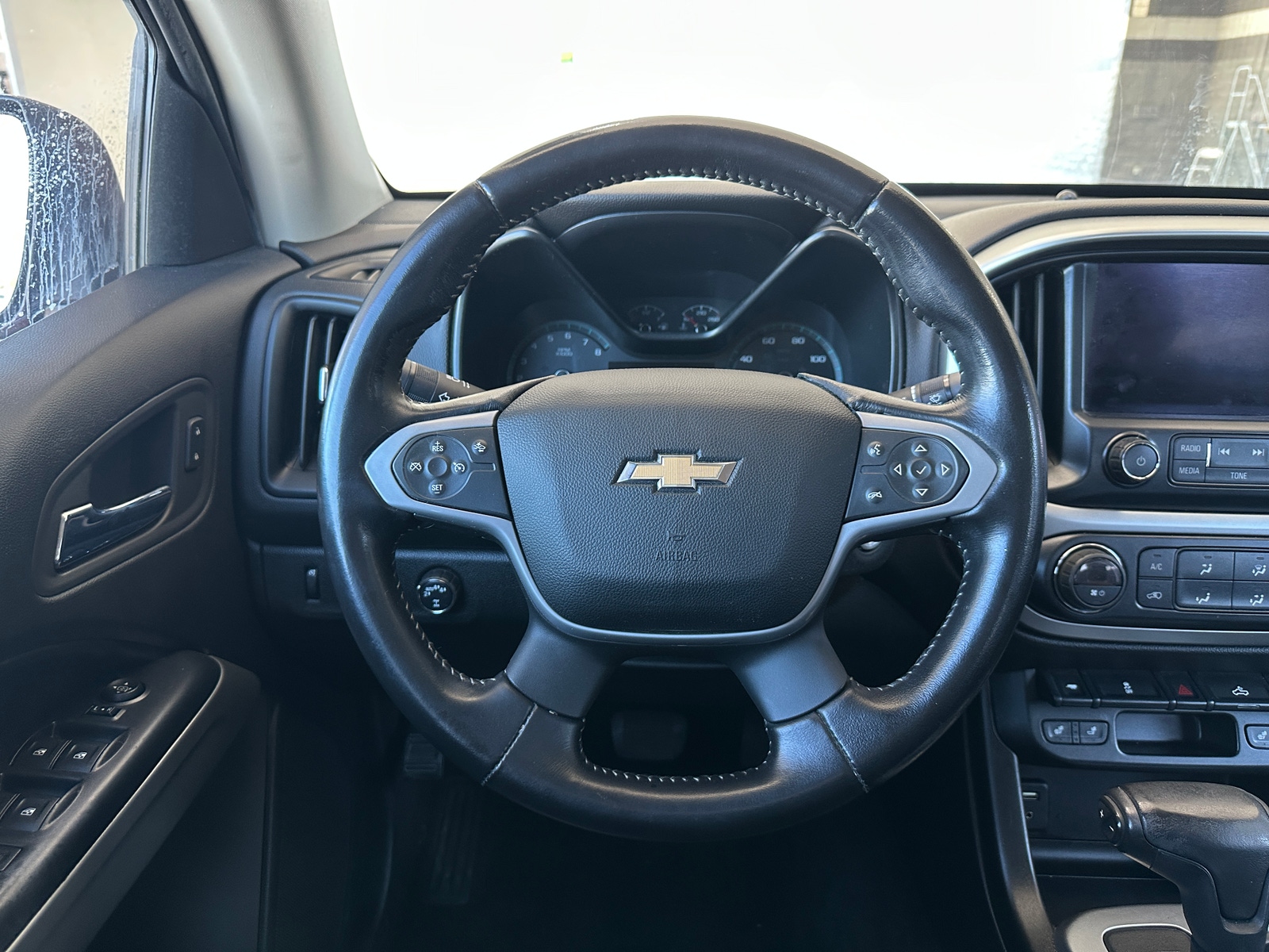 Thumbnail: 2017 Chevrolet Colorado - 4