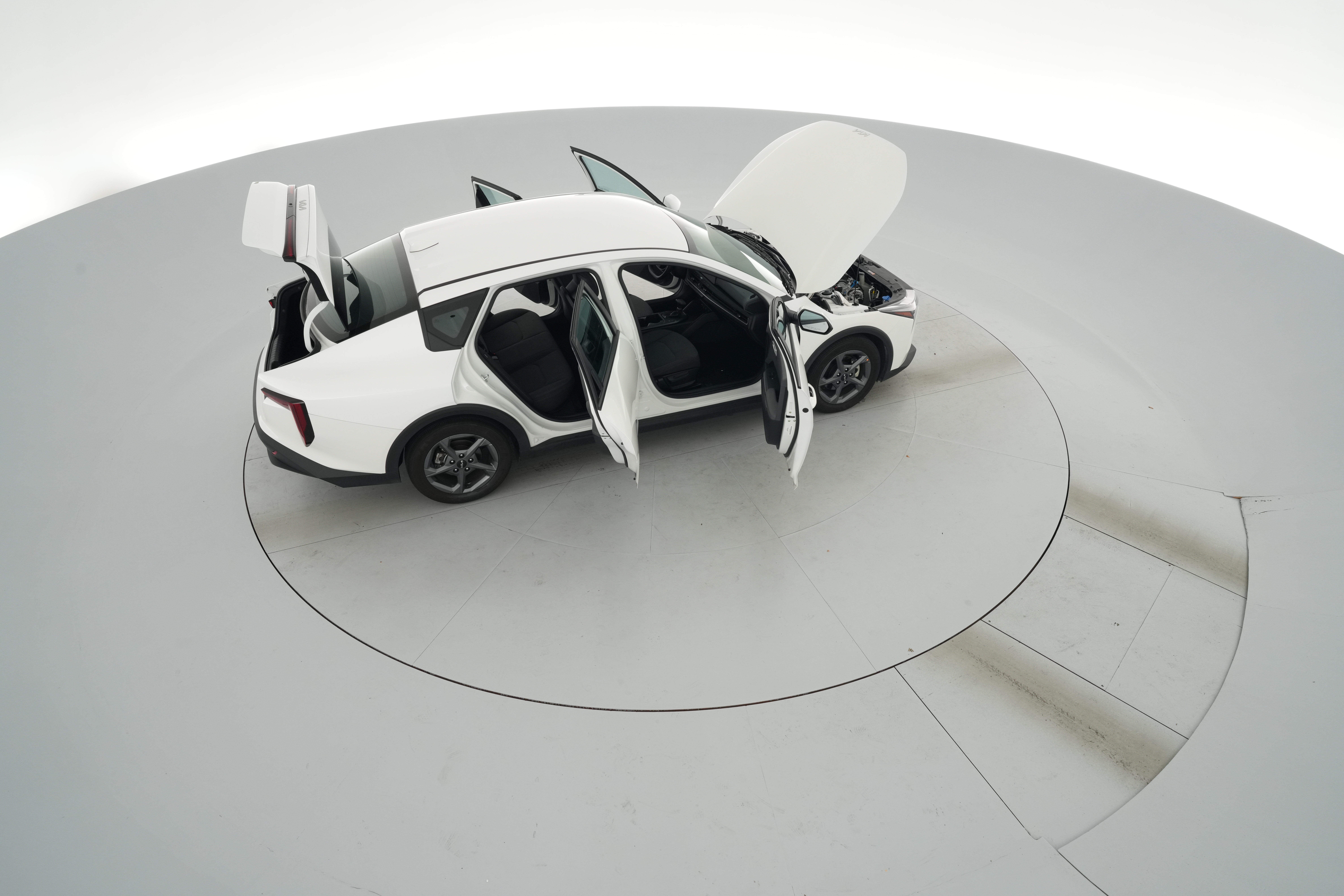 2025 Kia K4 LXS - Photo 50