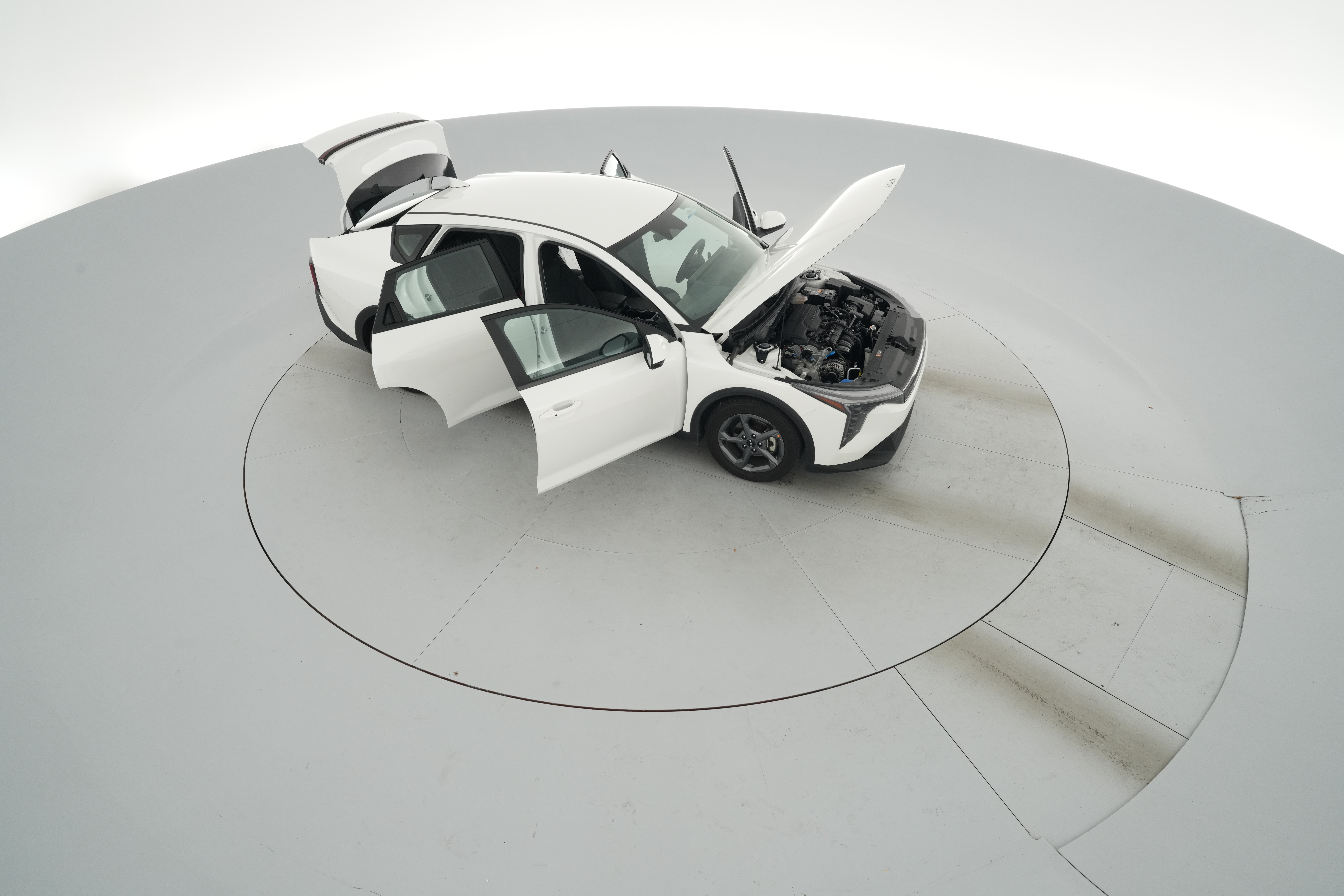 2025 Kia K4 LXS - Photo 52