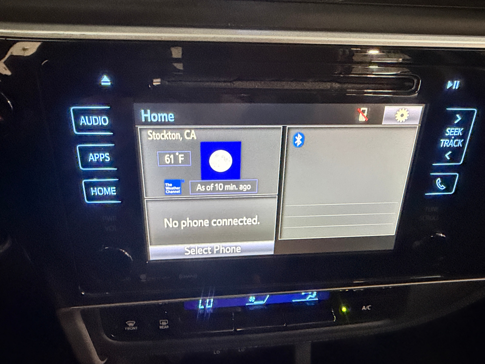 Thumbnail: 2018 Toyota Corolla - 4