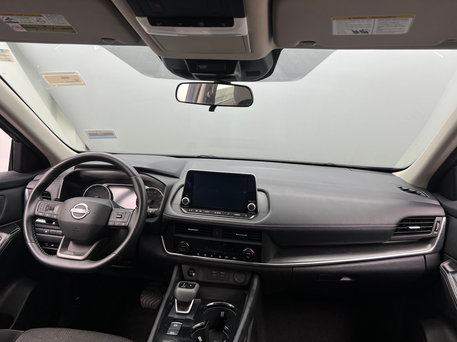 Thumbnail: 2025 Nissan Rogue - 3