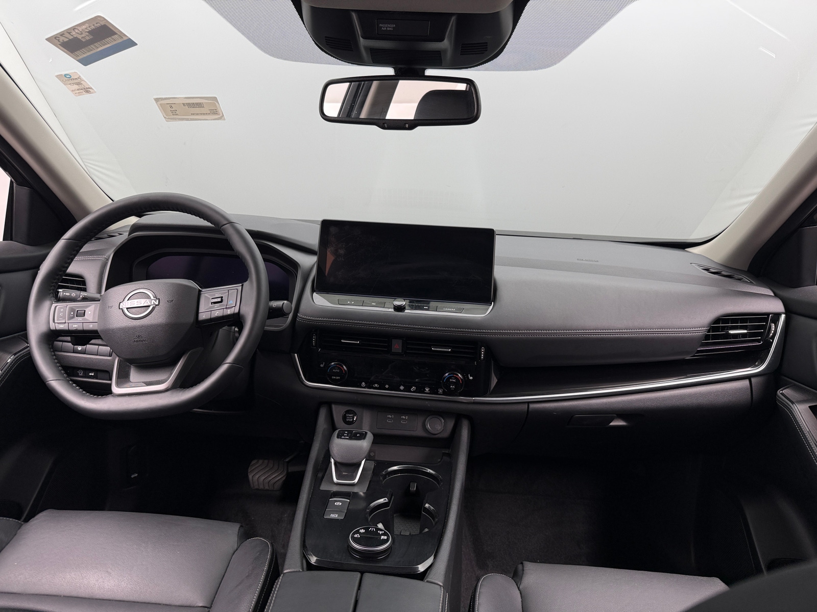 Thumbnail: 2025 Nissan Rogue - 2