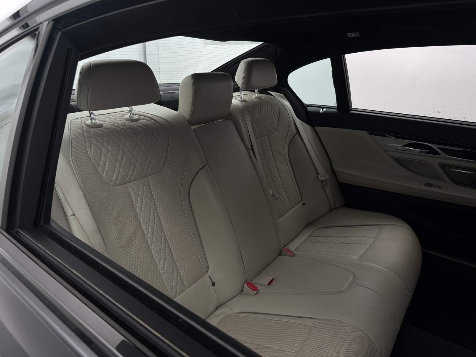 Thumbnail: 2017 BMW 7 Series - 5