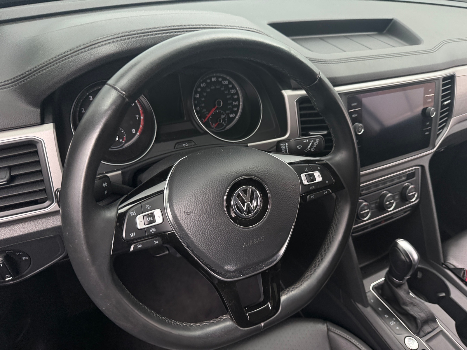 Thumbnail: 2019 Volkswagen Atlas - 4