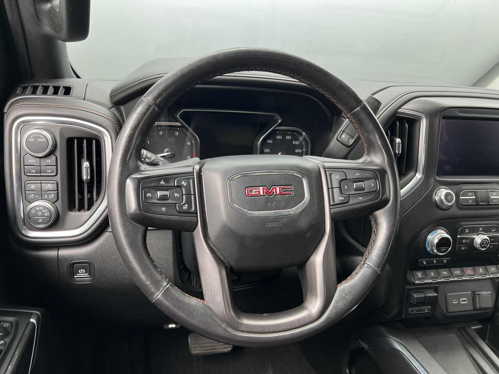 Thumbnail: 2020 GMC Sierra 2500 - 4