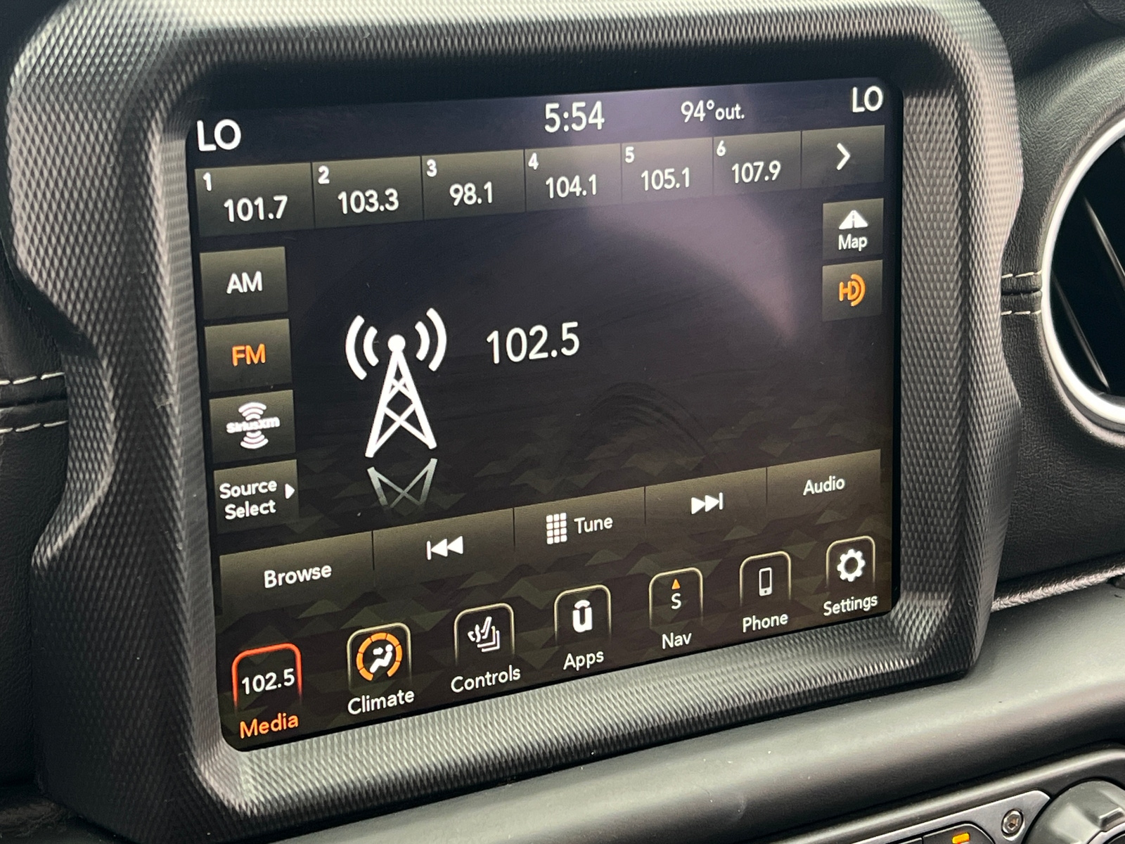 Thumbnail: 2021 Jeep Wrangler - 3