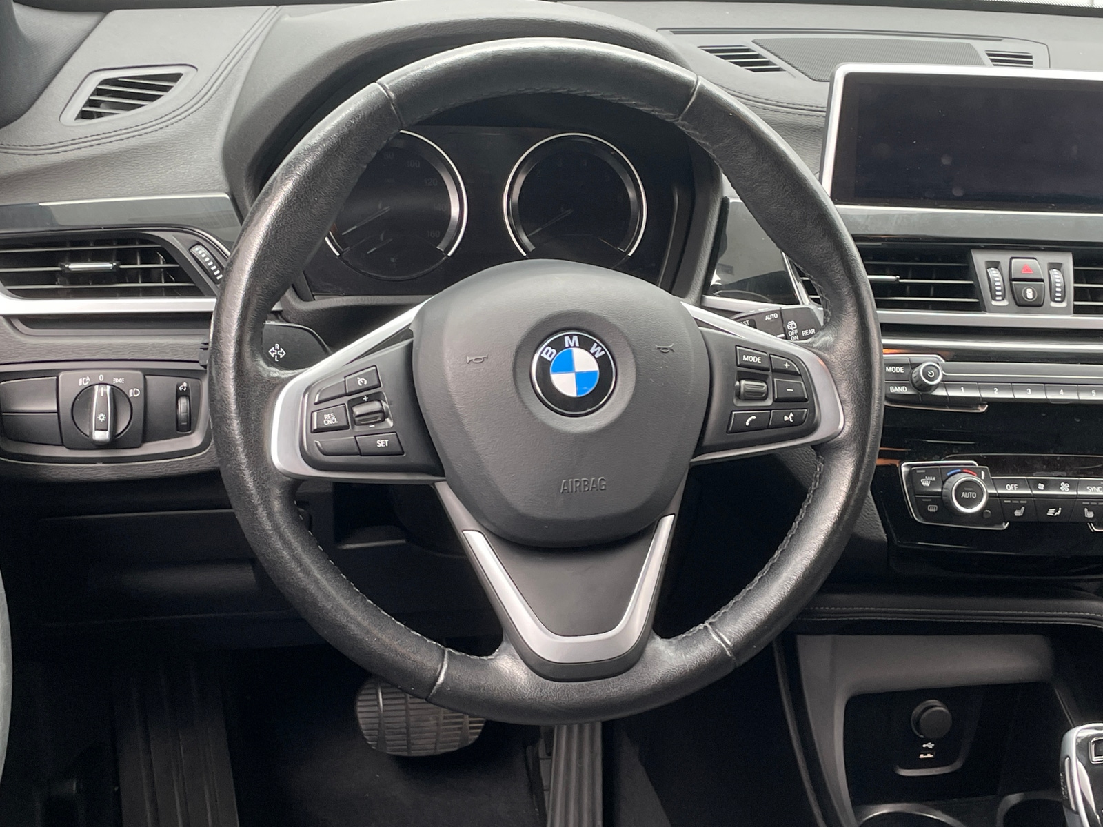 Thumbnail: 2022 BMW X1 - 4