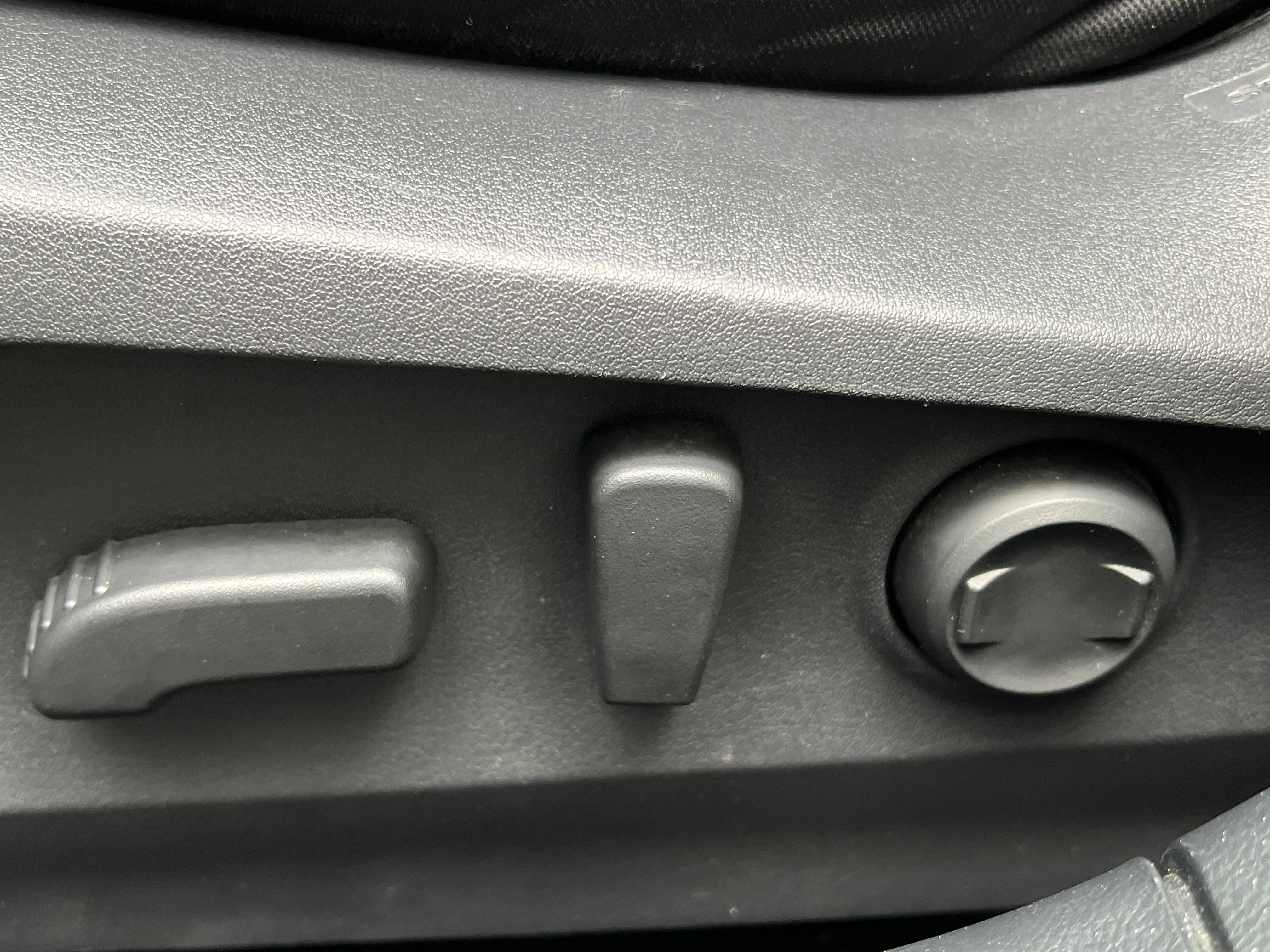 2023 Subaru Outback Premium - Photo 3