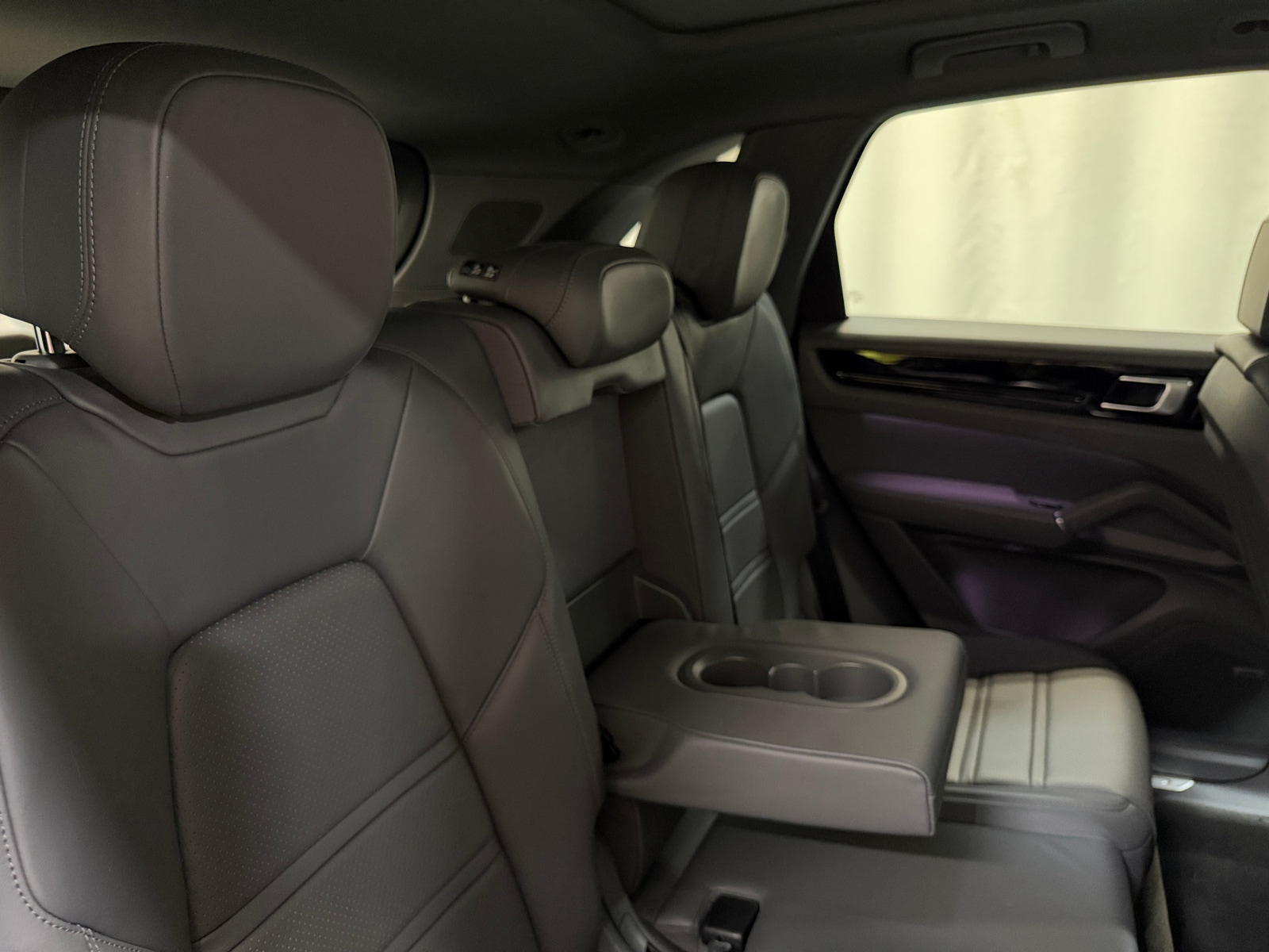 Thumbnail: 2021 Porsche Cayenne - 5