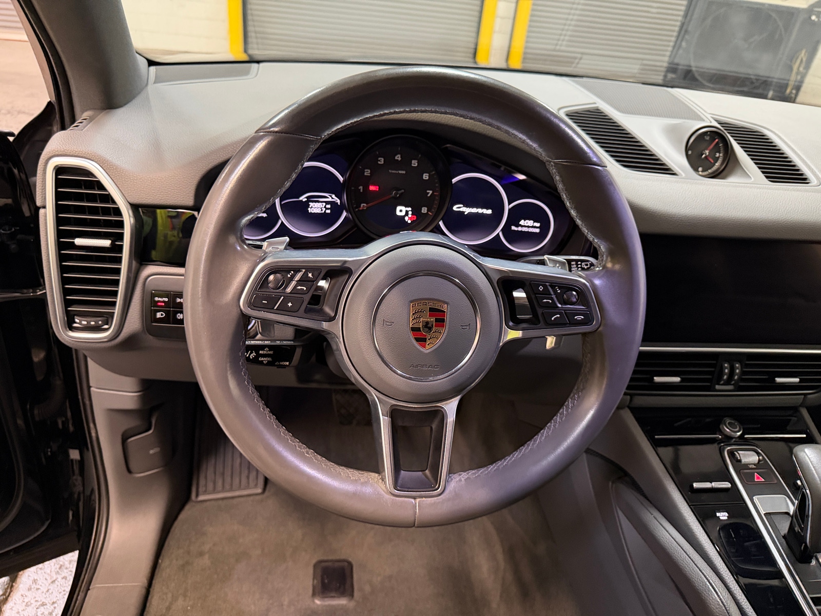 Thumbnail: 2021 Porsche Cayenne - 4