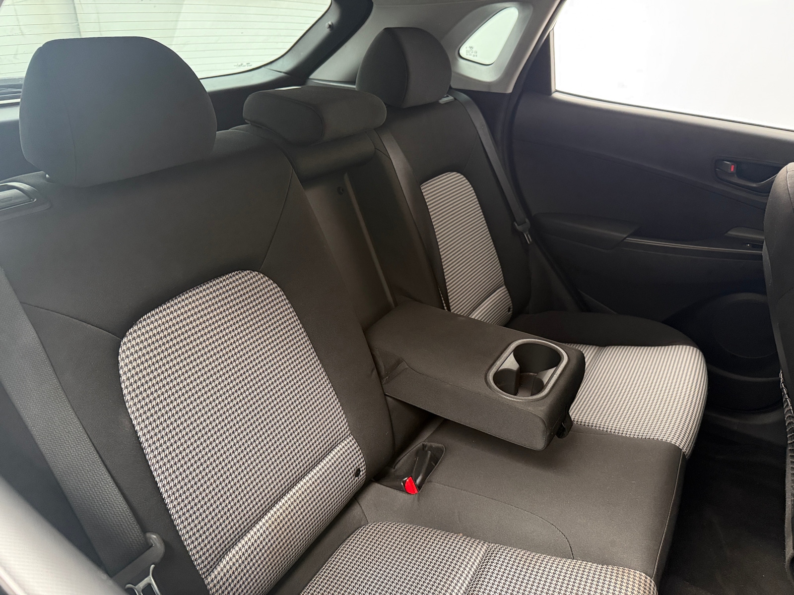 Thumbnail: 2021 Hyundai Kona - 6