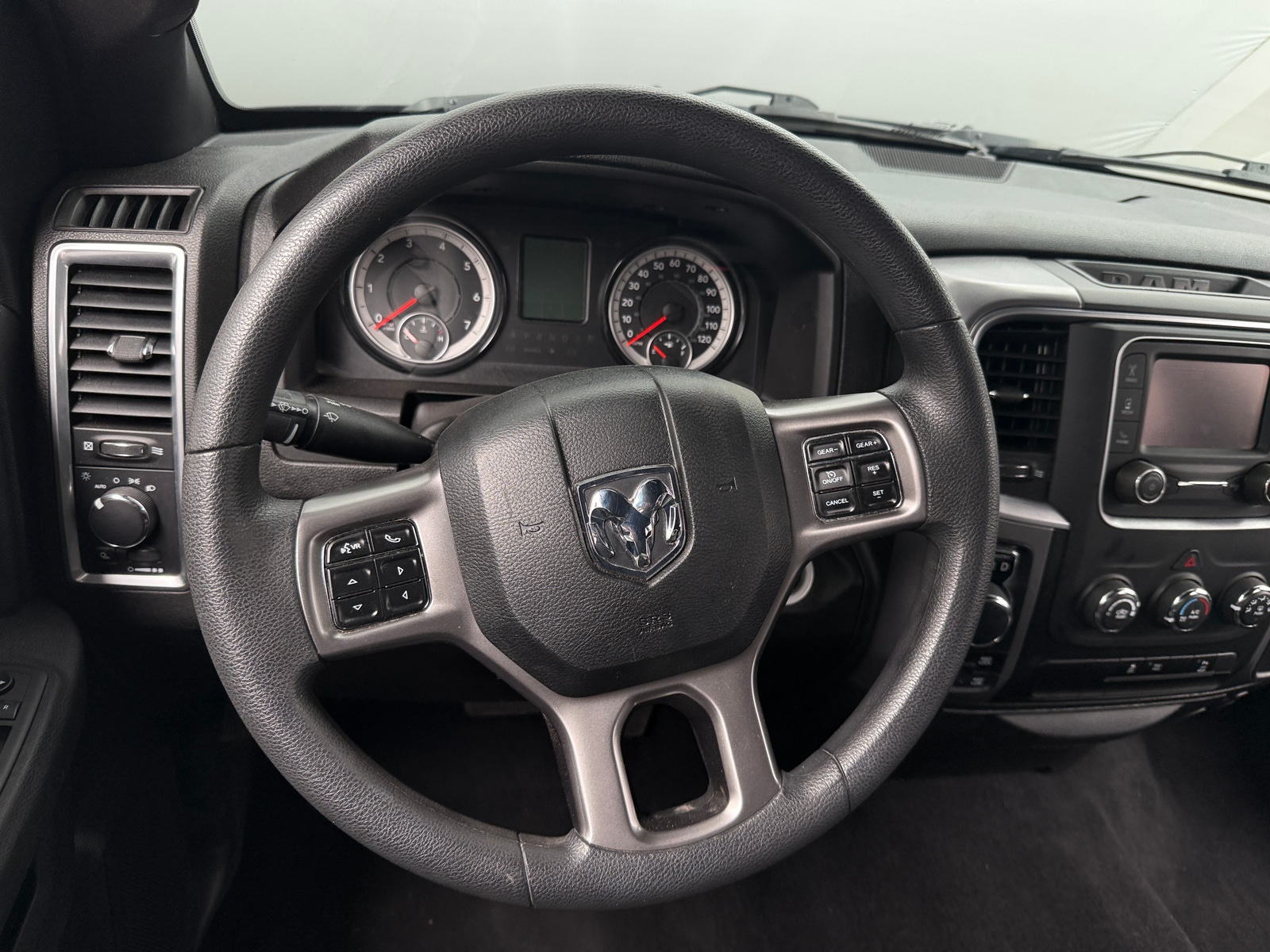 Thumbnail: 2024 RAM 1500 Classic - 5