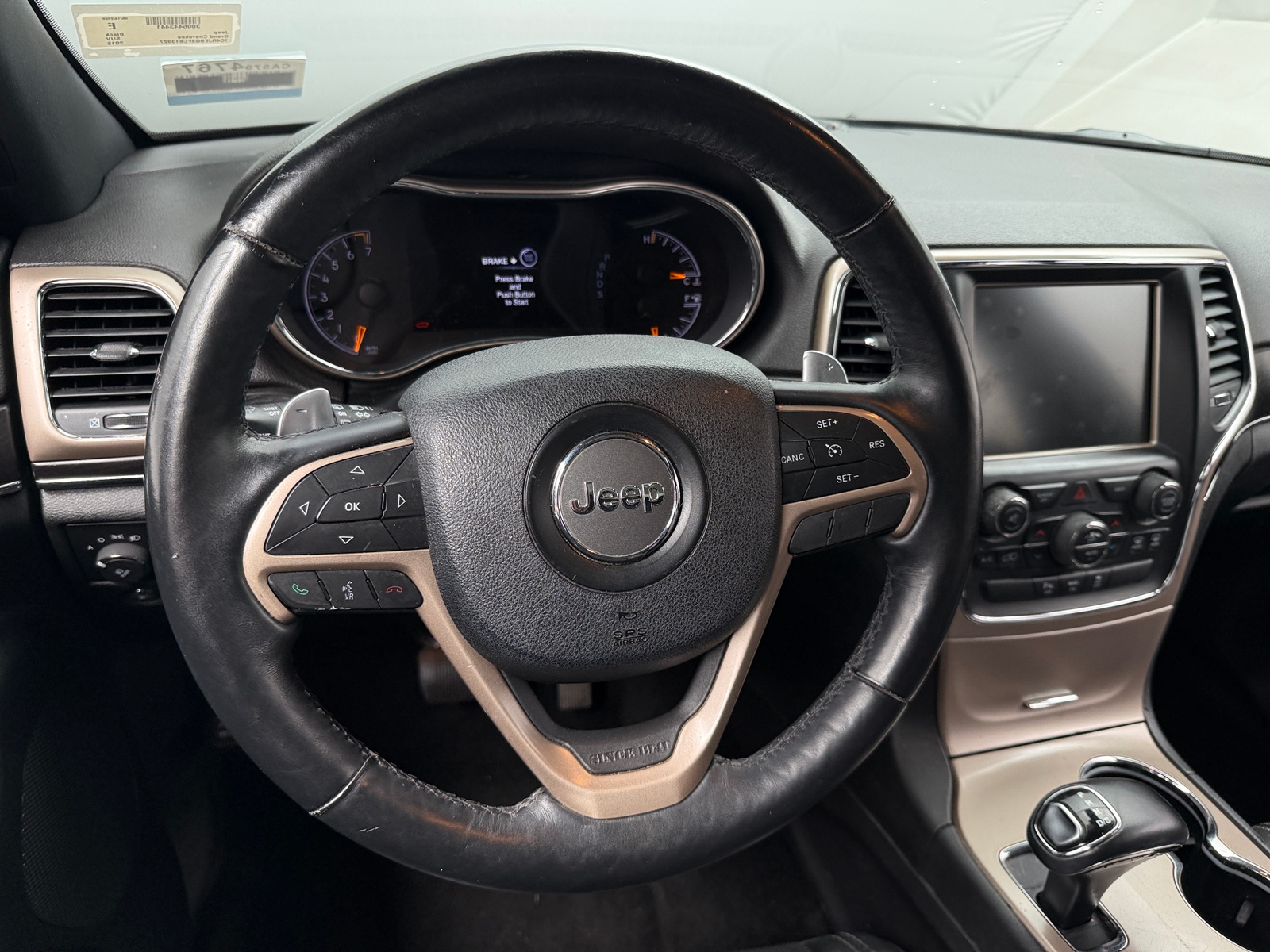 Thumbnail: 2015 Jeep Grand Cherokee - 4