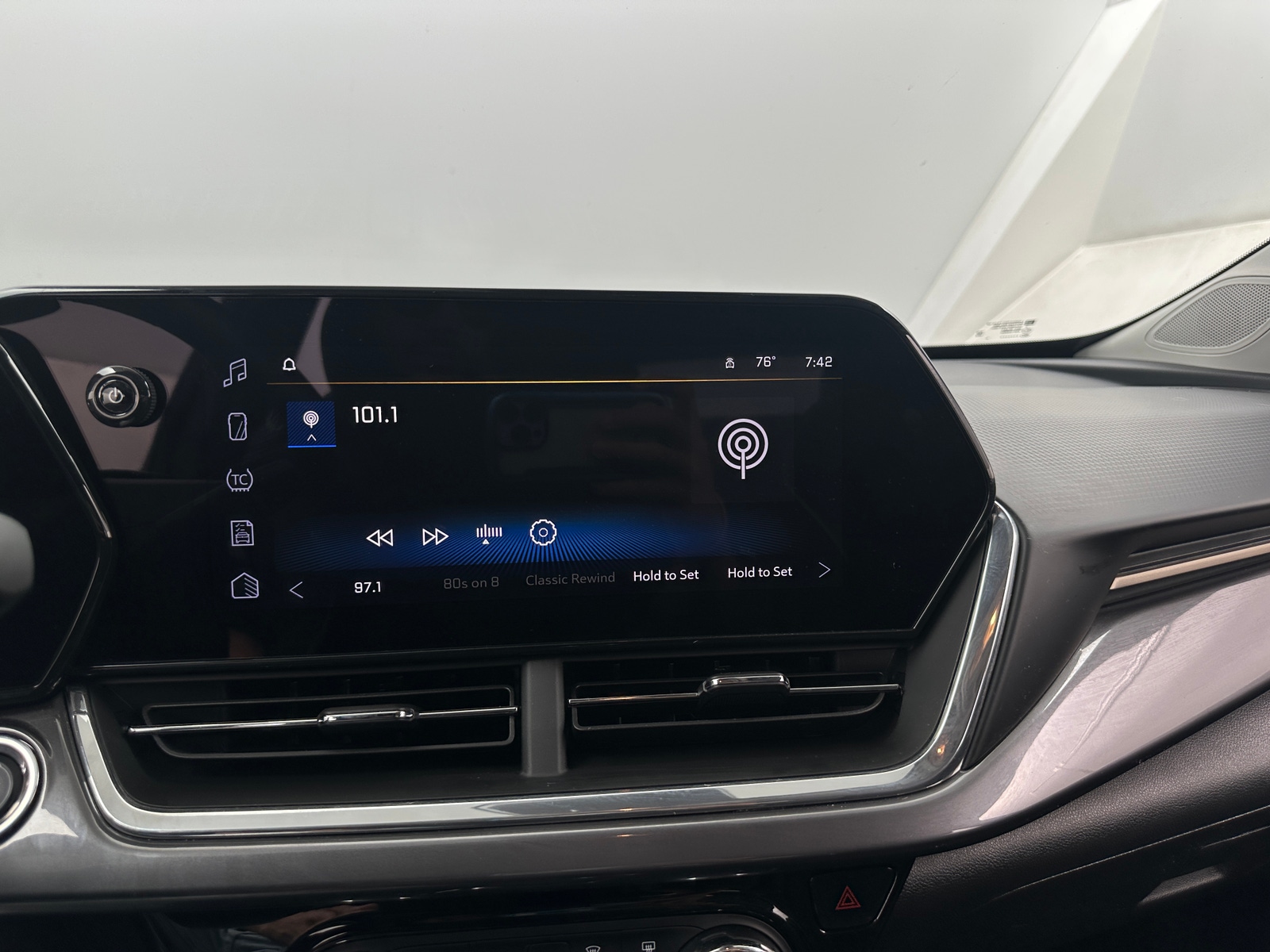 Thumbnail: 2026 Chevrolet Trax - 3