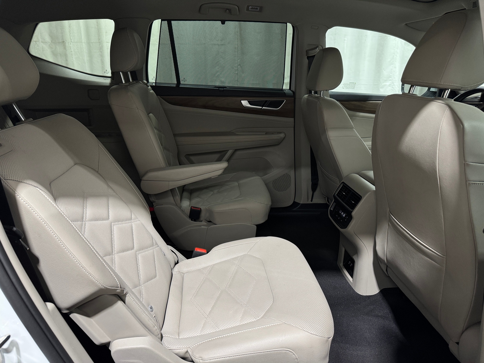 Thumbnail: 2026 Volkswagen Atlas - 6