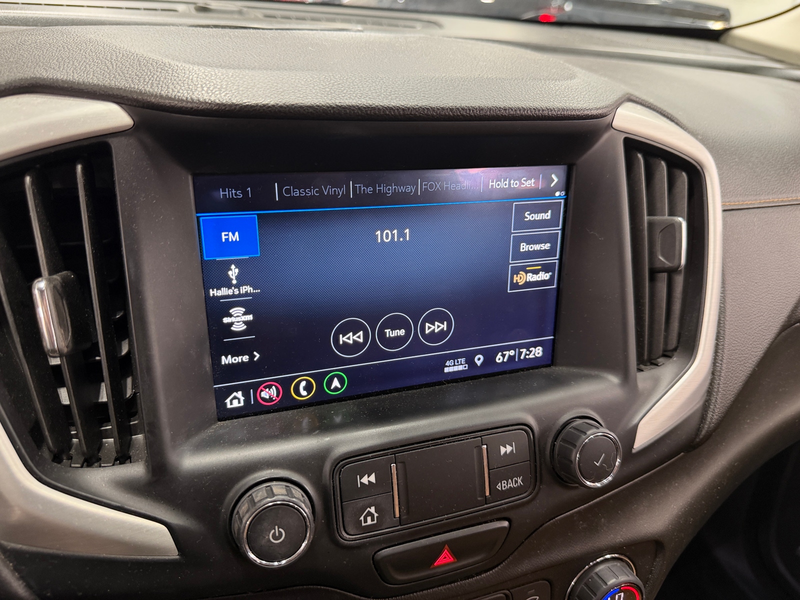 Thumbnail: 2021 GMC Terrain - 3