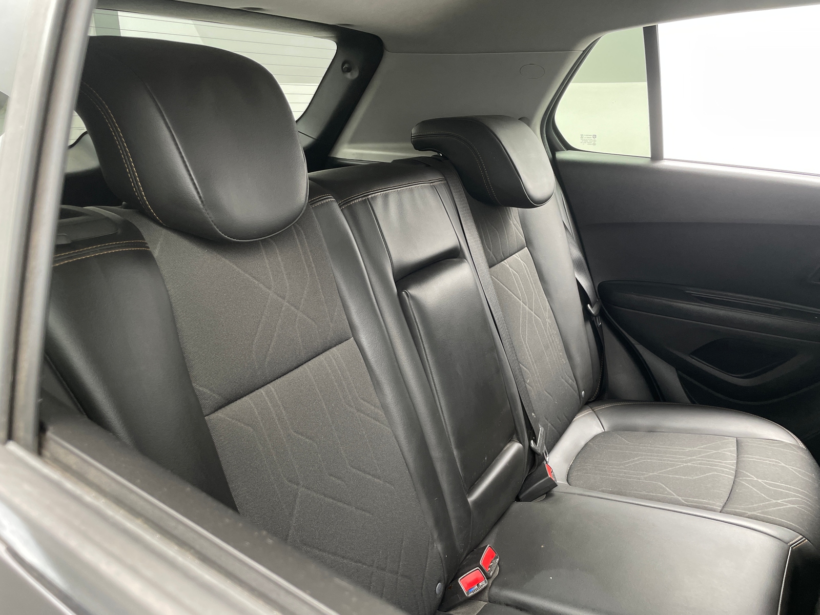 Thumbnail: 2022 Chevrolet Trax - 5