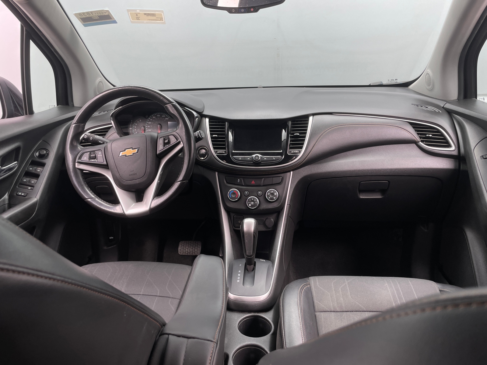 Thumbnail: 2022 Chevrolet Trax - 2