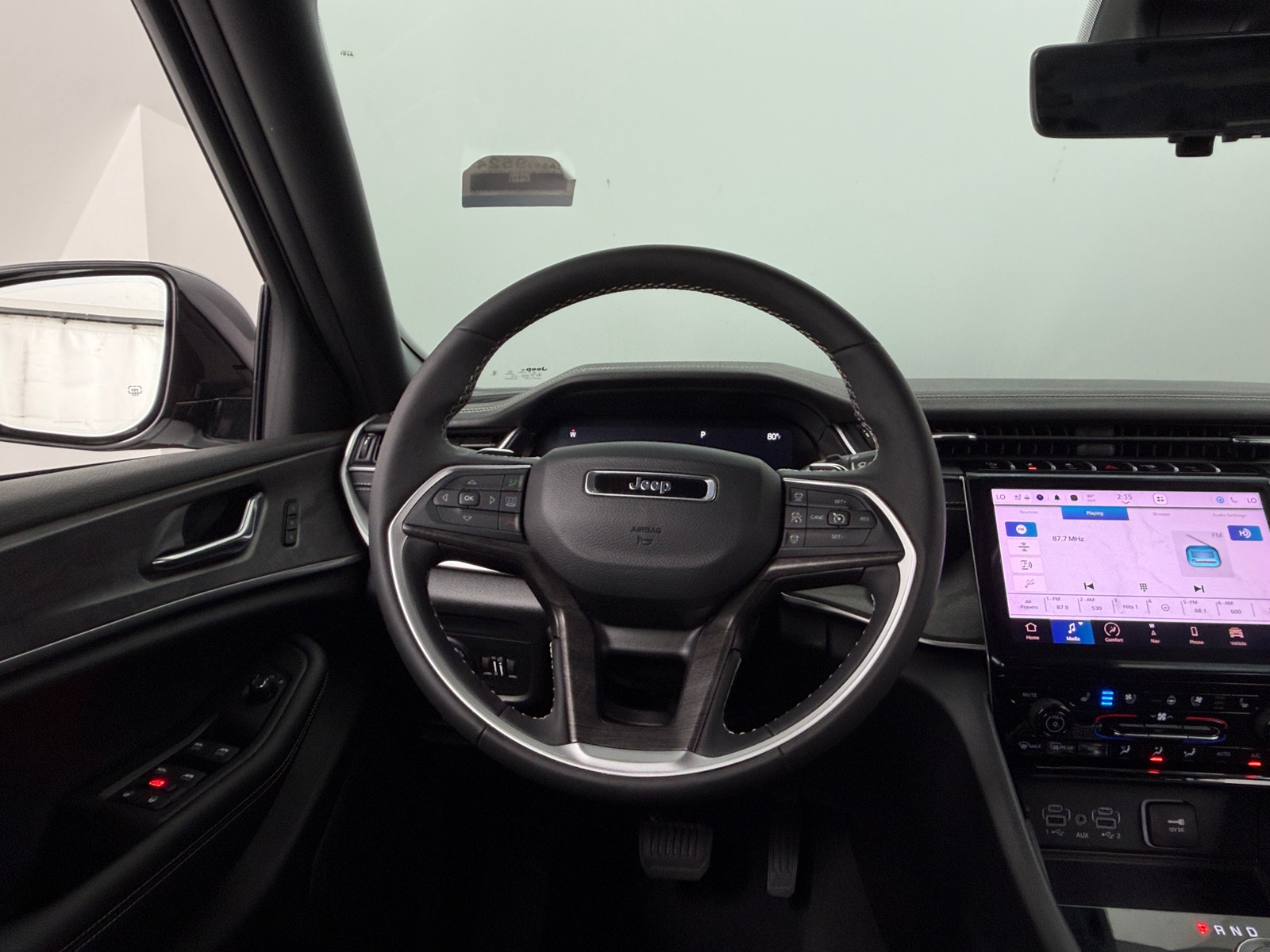 Thumbnail: 2025 Jeep Grand Cherokee - 4