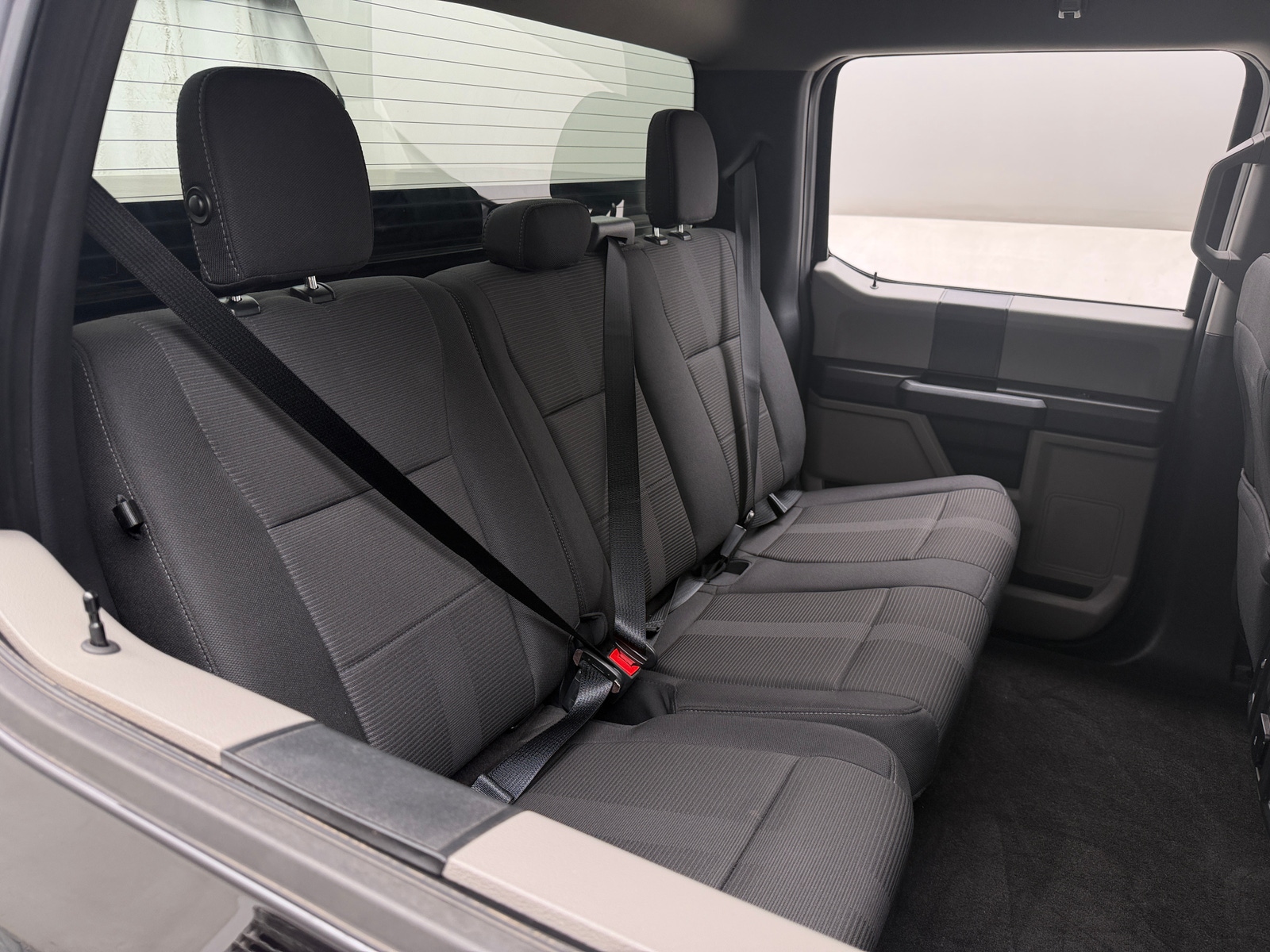 Thumbnail: 2019 Ford Econoline - 6