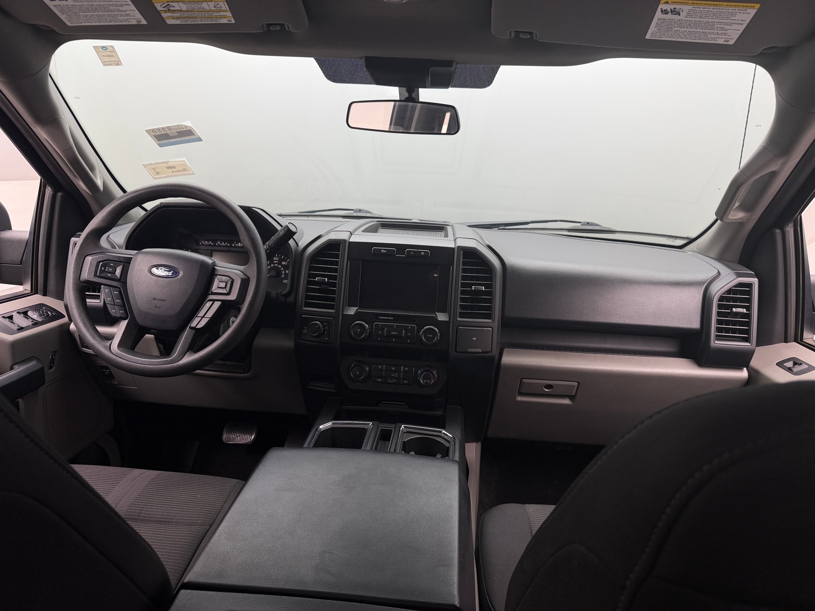 Thumbnail: 2019 Ford Econoline - 3
