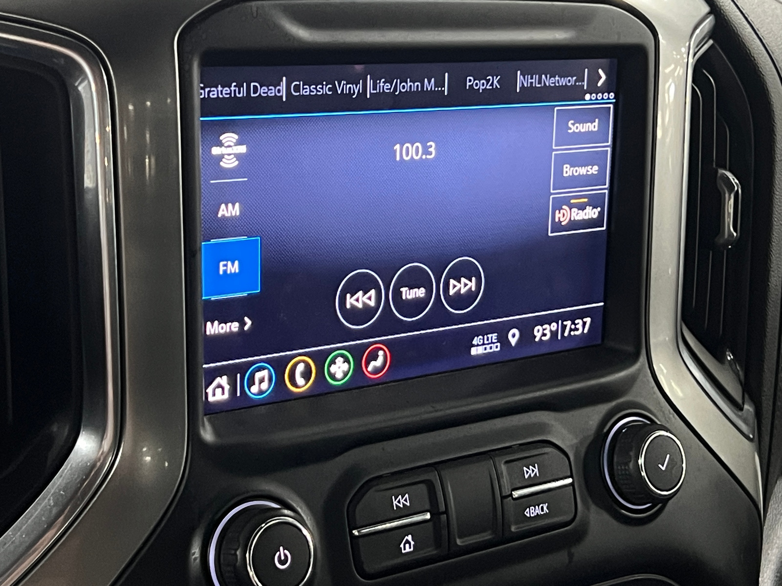 Thumbnail: 2019 Chevrolet Silverado 1500 - 4