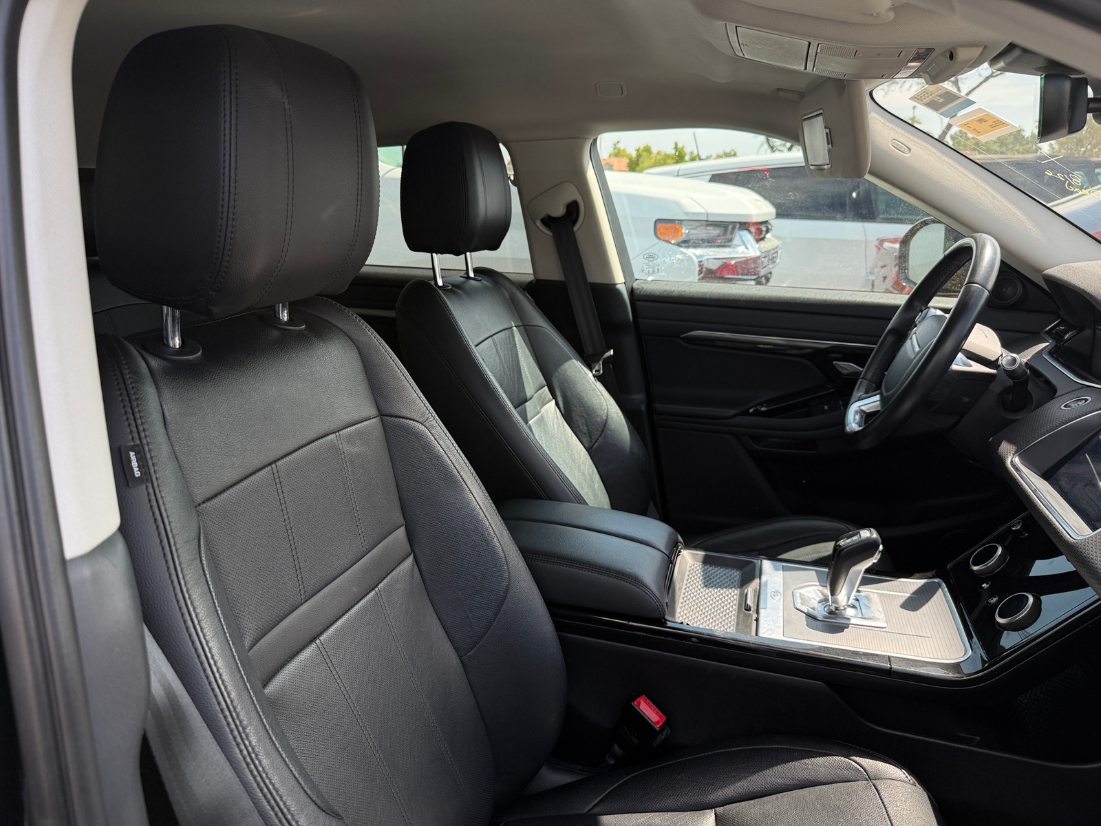 Thumbnail: 2020 Land Rover Range Rover Evoque - 2