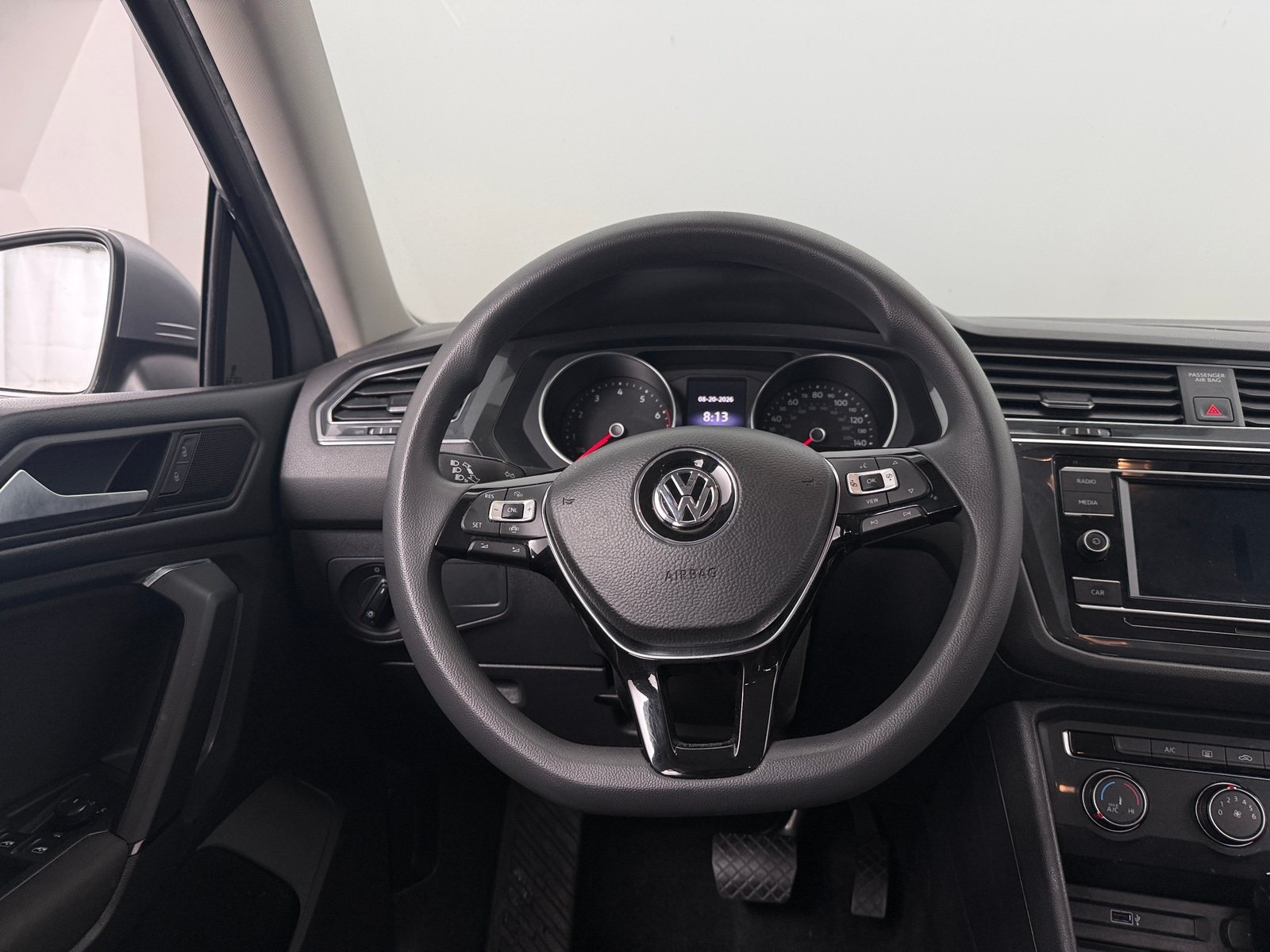 Thumbnail: 2019 Volkswagen Tiguan - 5