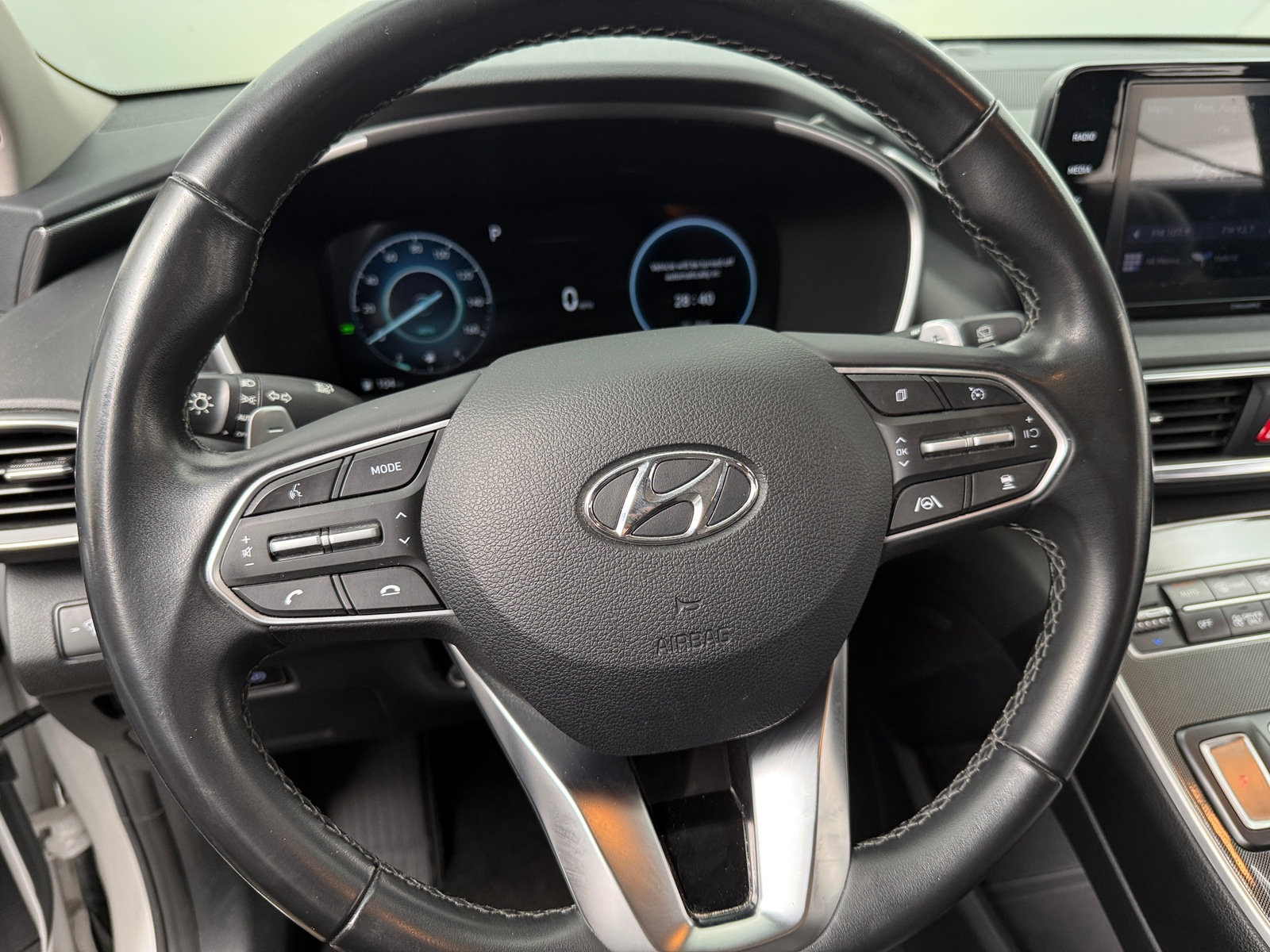 Thumbnail: 2022 Hyundai Santa Fe - 5