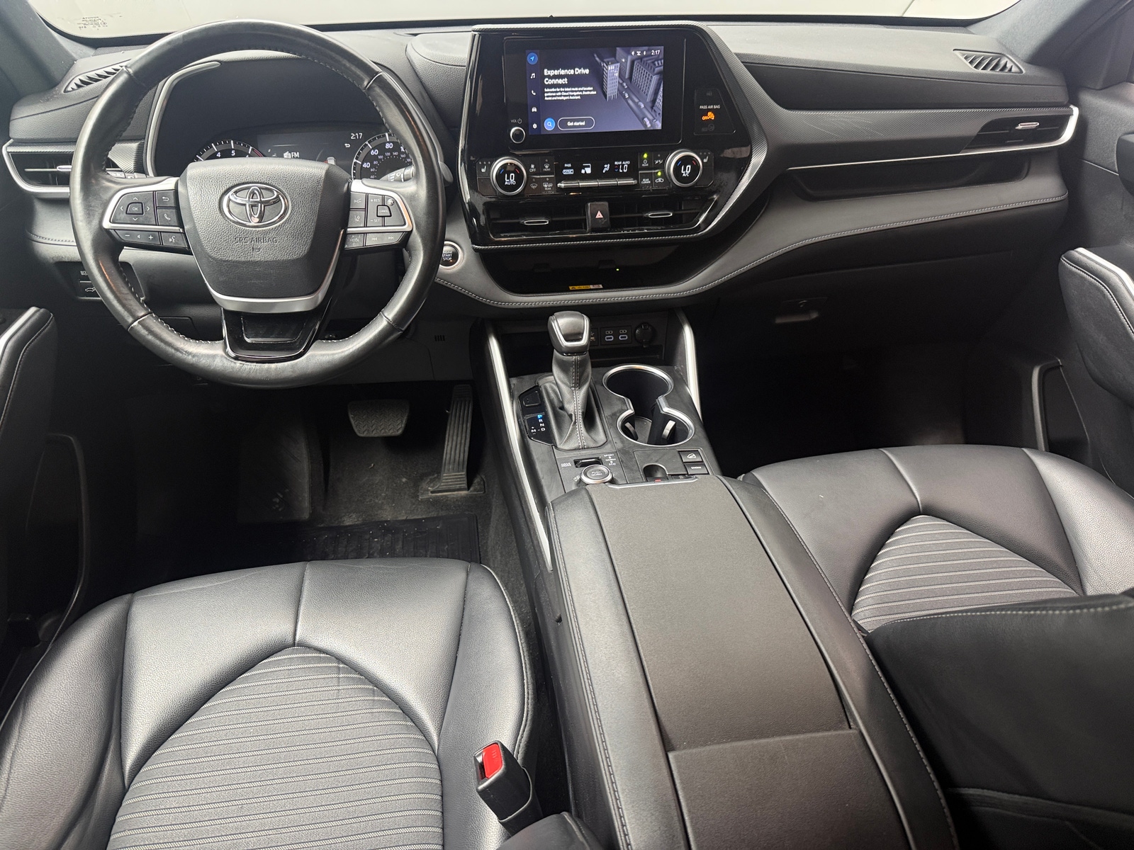 Thumbnail: 2024 Toyota Highlander - 3