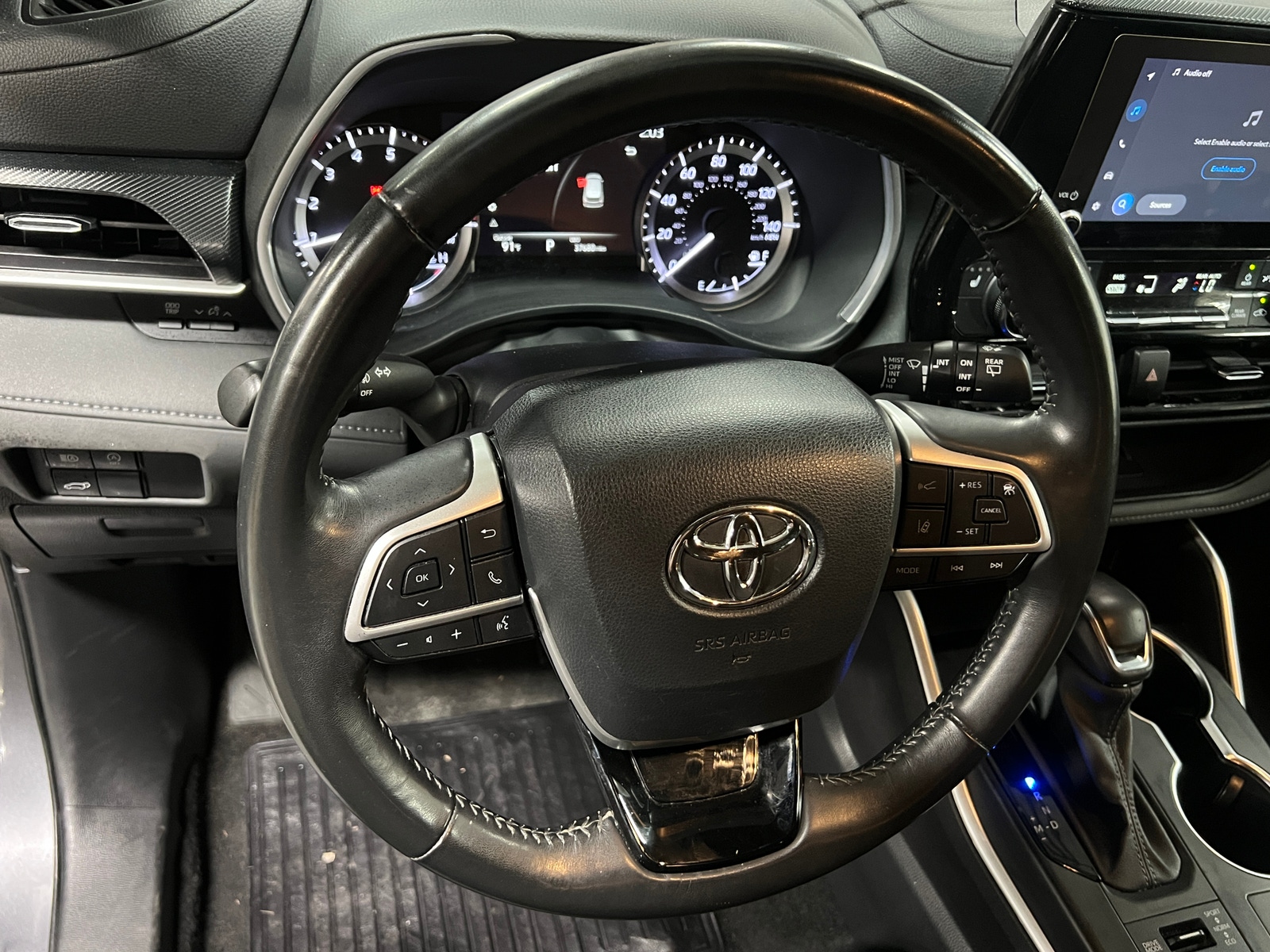 Thumbnail: 2024 Toyota Highlander - 5