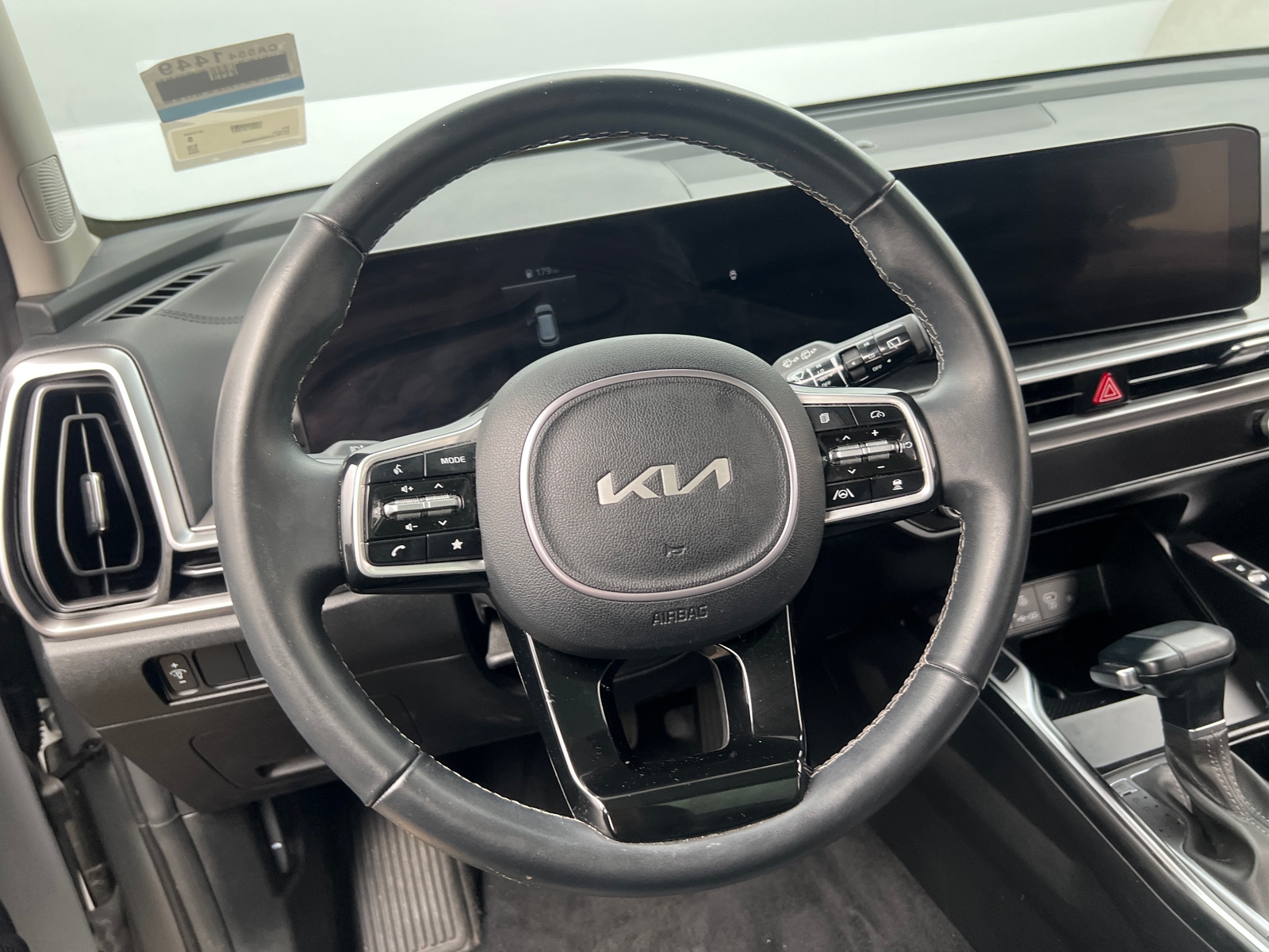 Thumbnail: 2025 Kia Sorento - 4