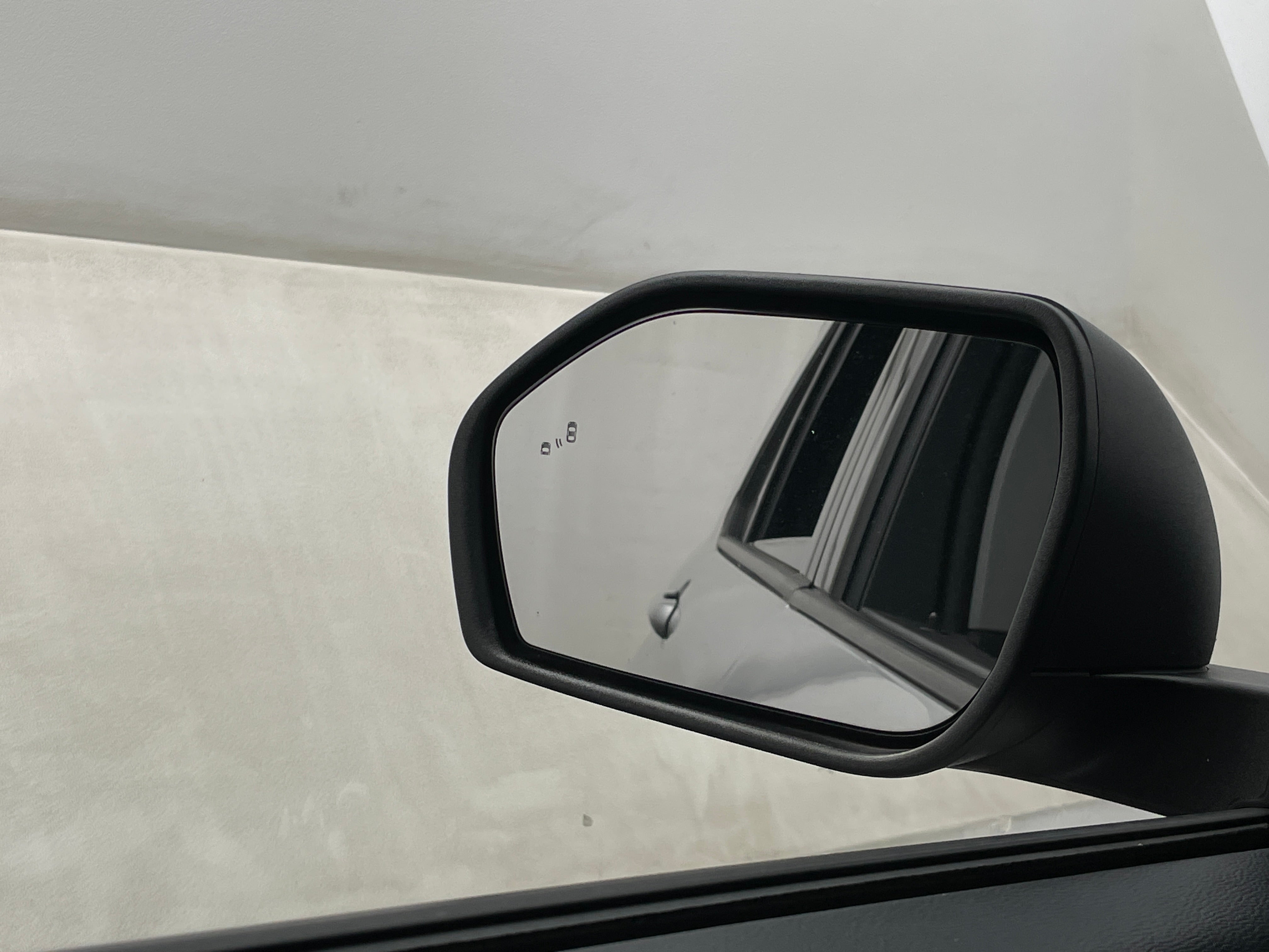 2024 Ford Explorer XLT - Photo 13