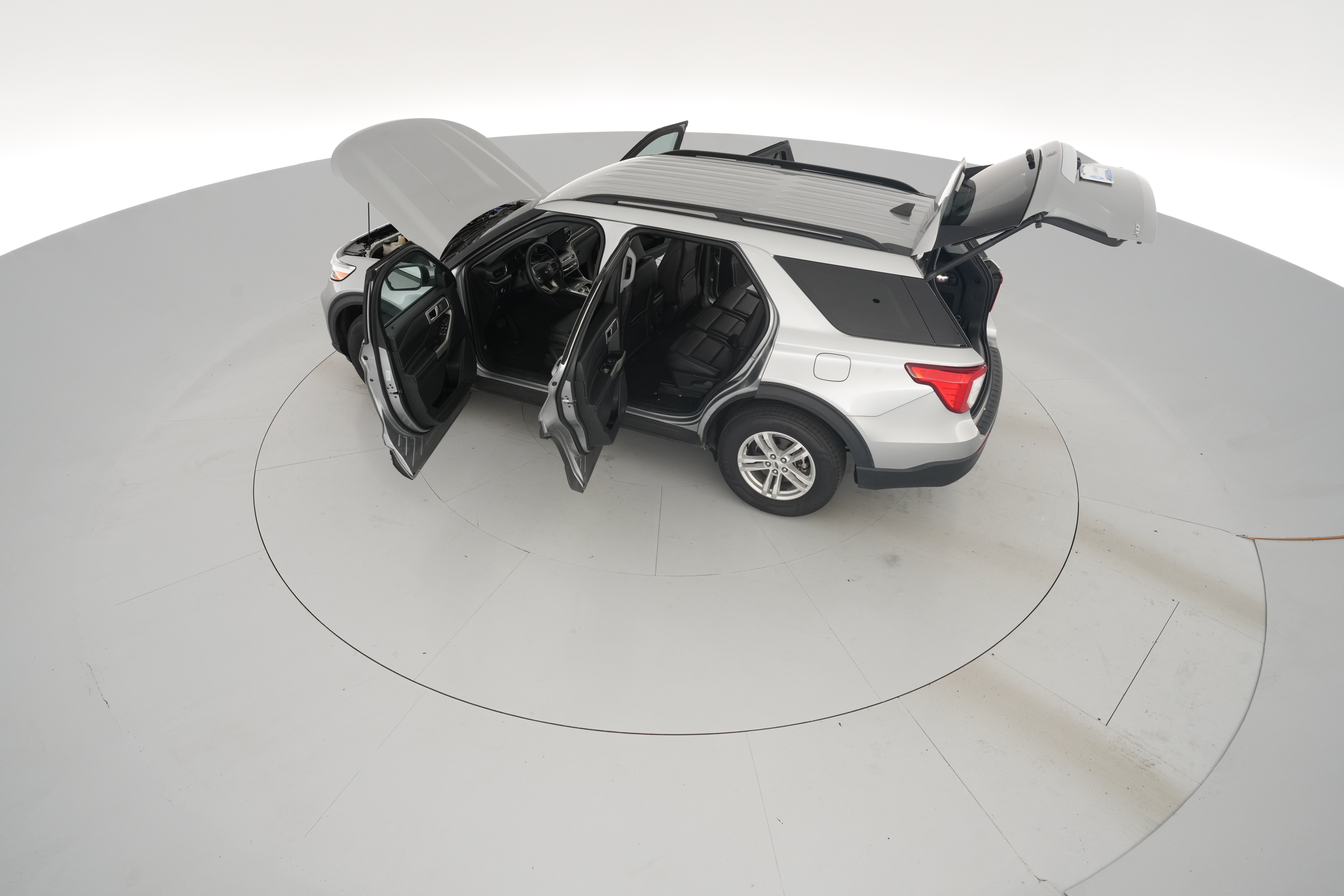 2024 Ford Explorer XLT - Photo 48