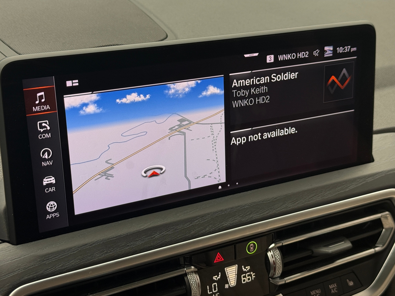 Thumbnail: 2022 BMW X3 - 3