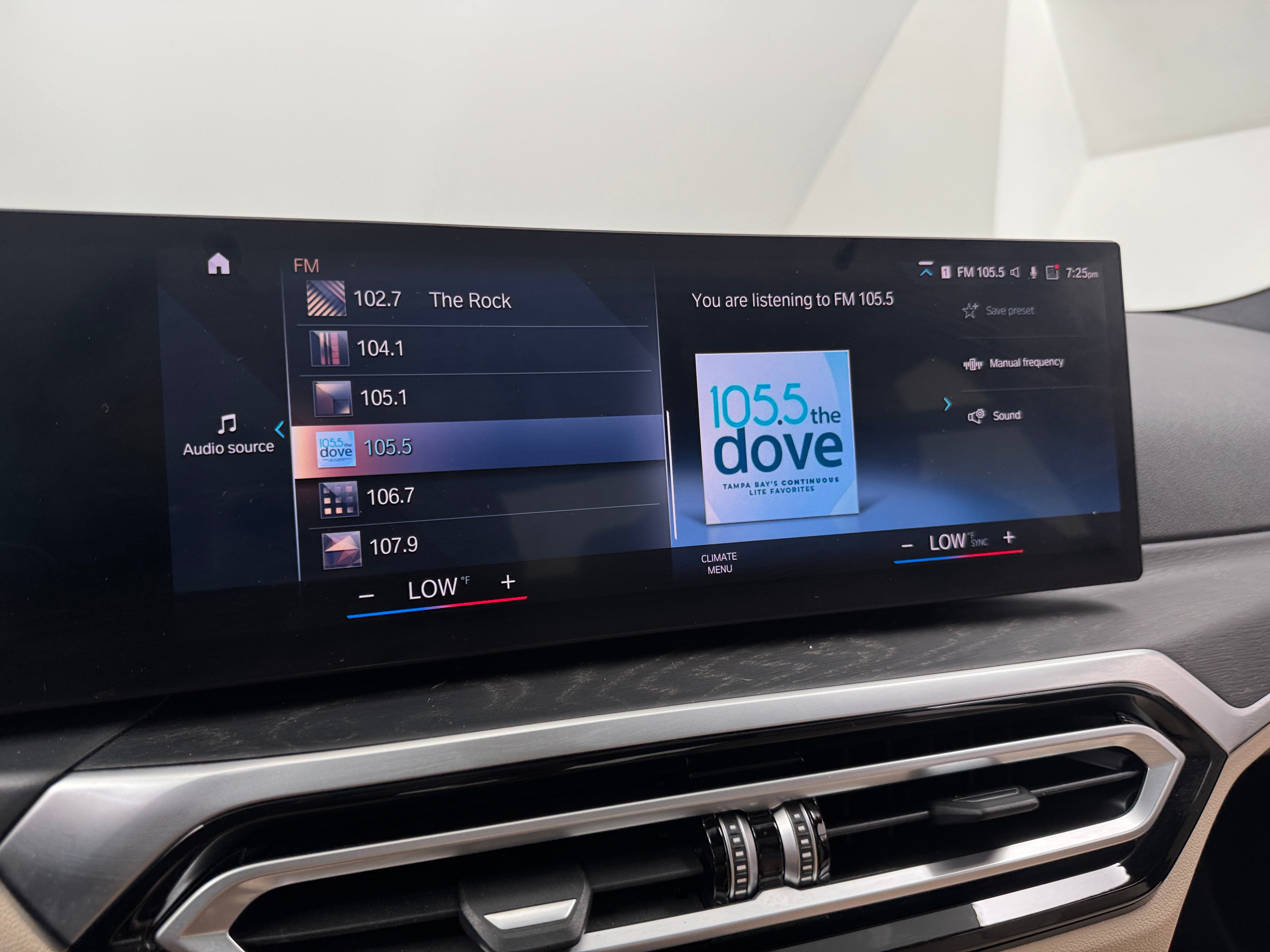 2023 BMW 3 Series 330i - Photo 14