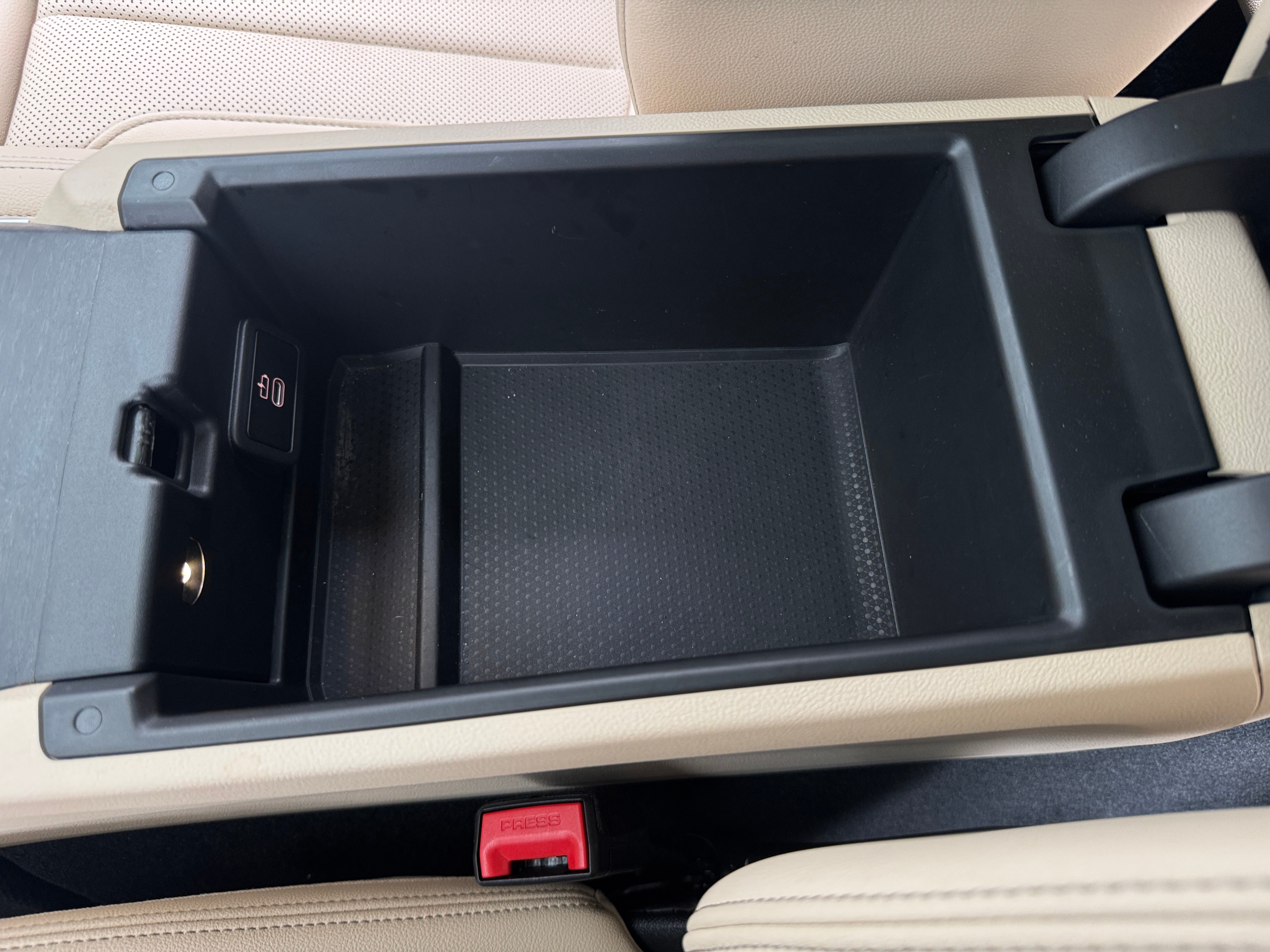 2023 BMW 3 Series 330i - Photo 17