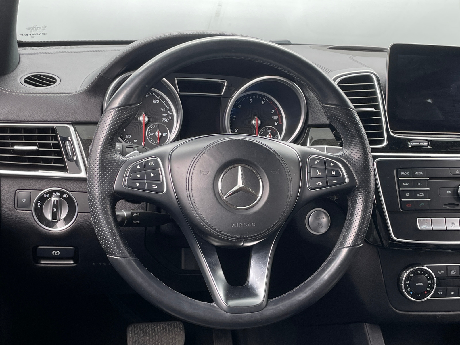 Thumbnail: 2017 Mercedes-Benz GLS - 4