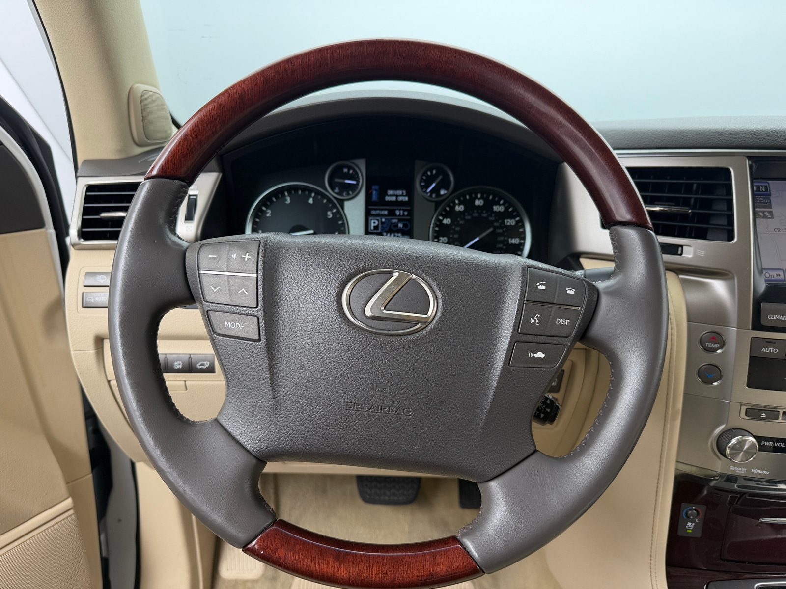 Thumbnail: 2013 Lexus LX - 4