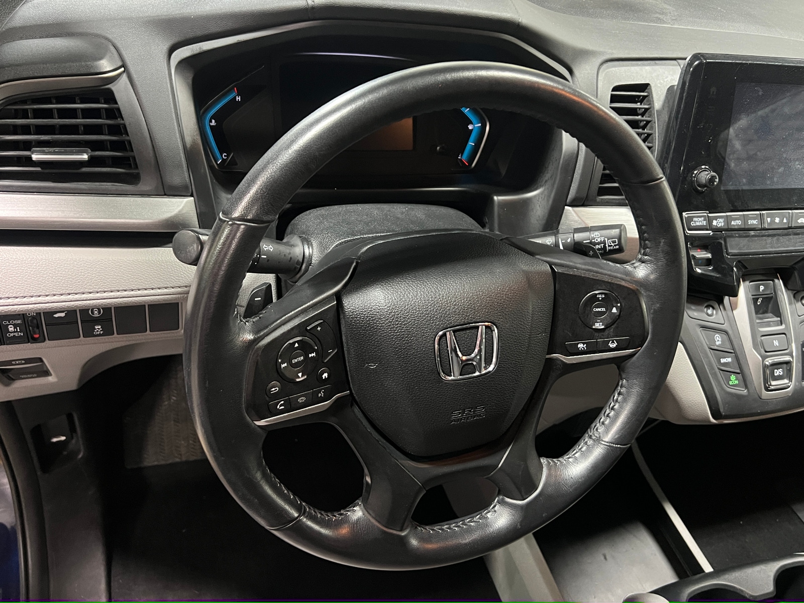 Thumbnail: 2023 Honda Odyssey - 4