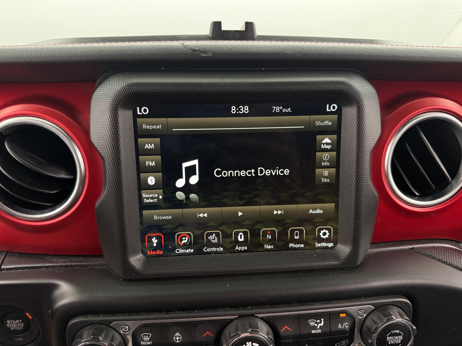 Thumbnail: 2022 Jeep Gladiator - 3
