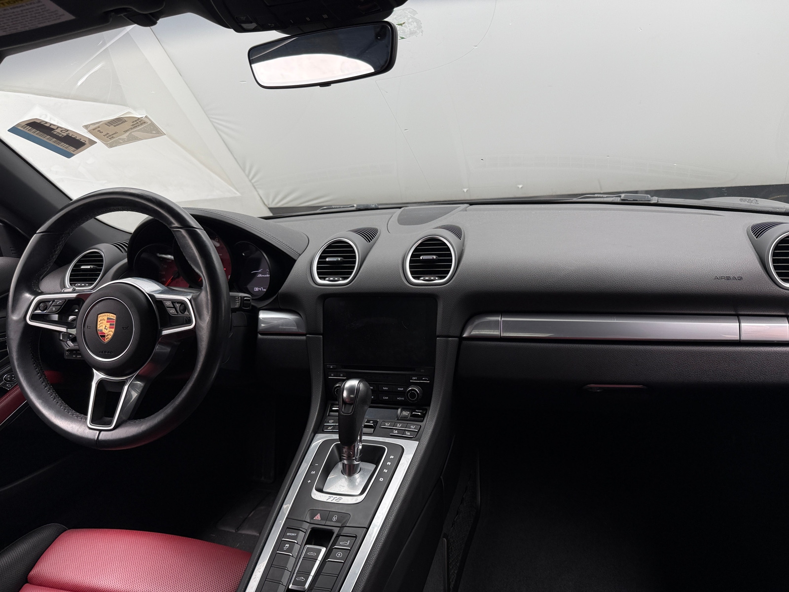 Thumbnail: 2018 Porsche 718 Boxster - 2