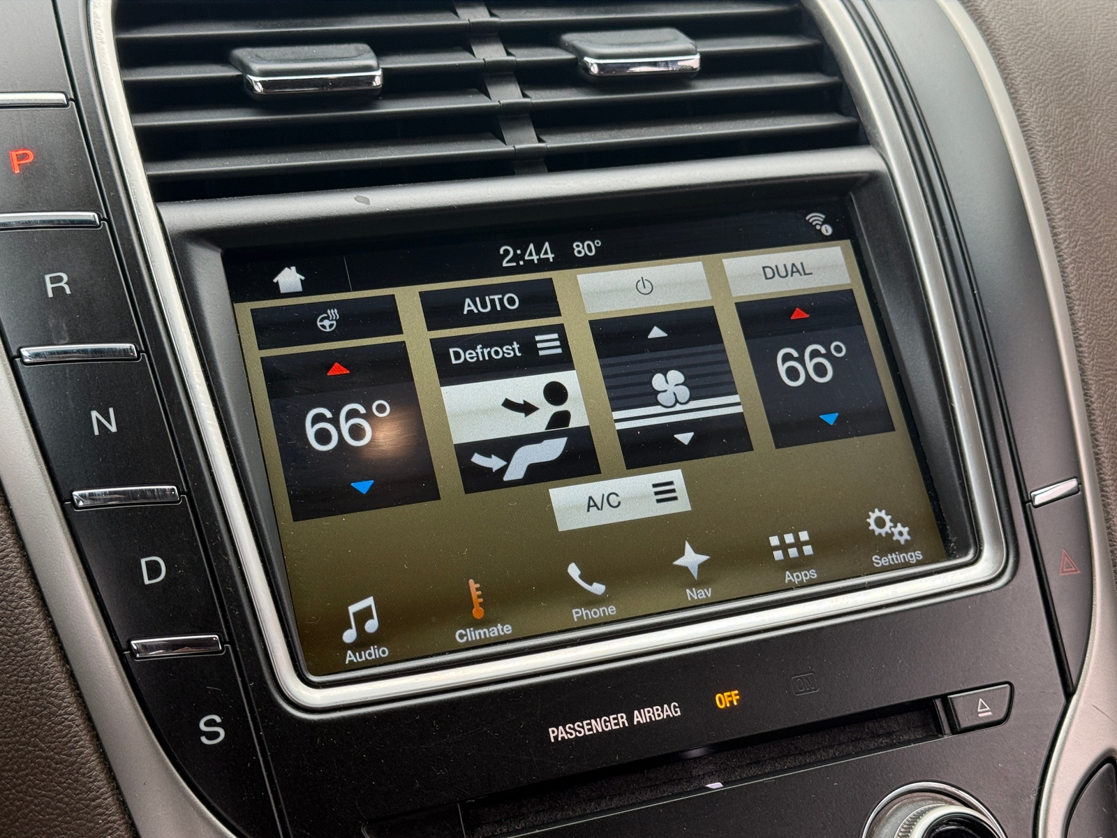 Thumbnail: 2016 Lincoln MKX - 3