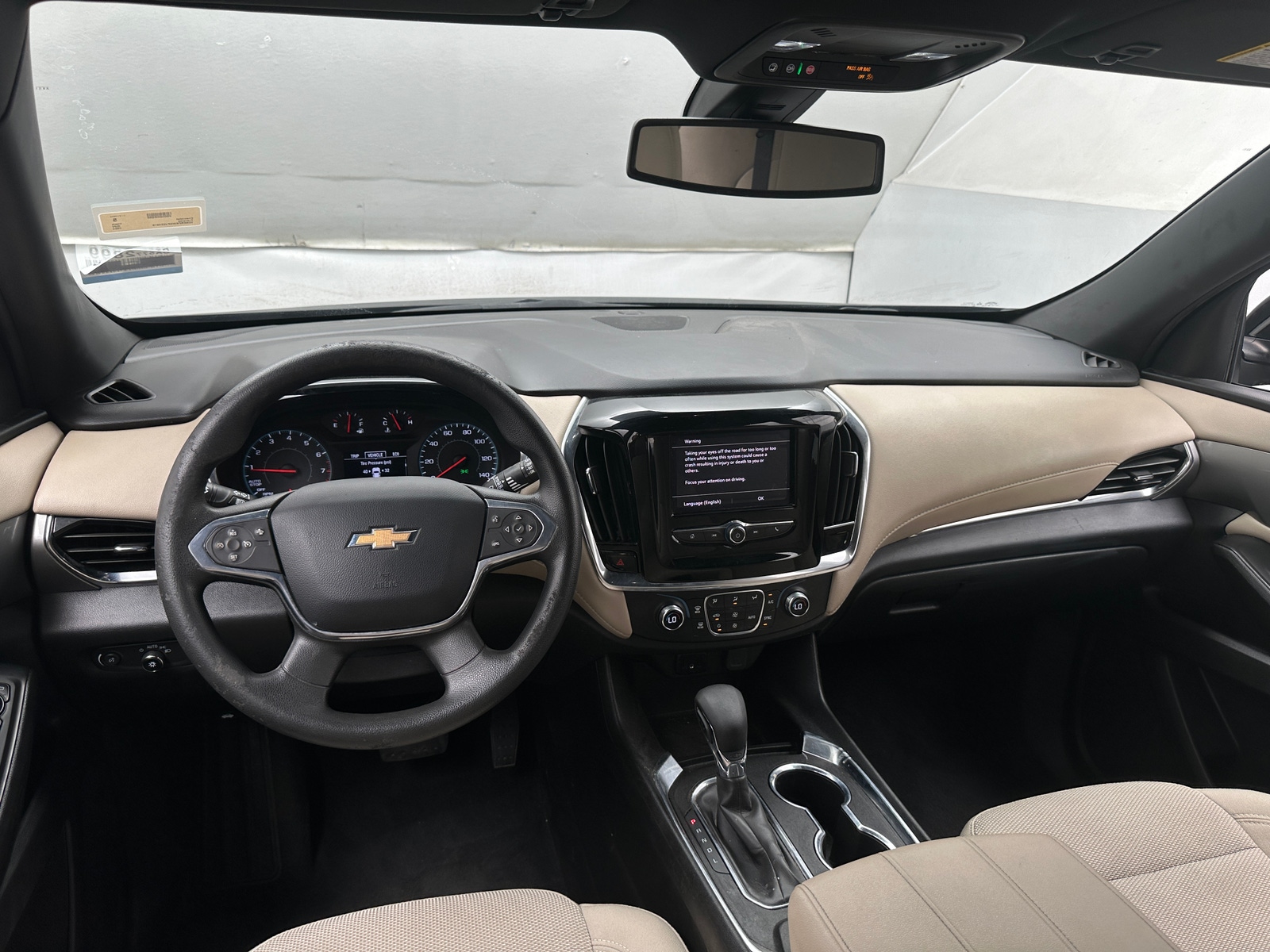 Thumbnail: 2023 Chevrolet Traverse - 3