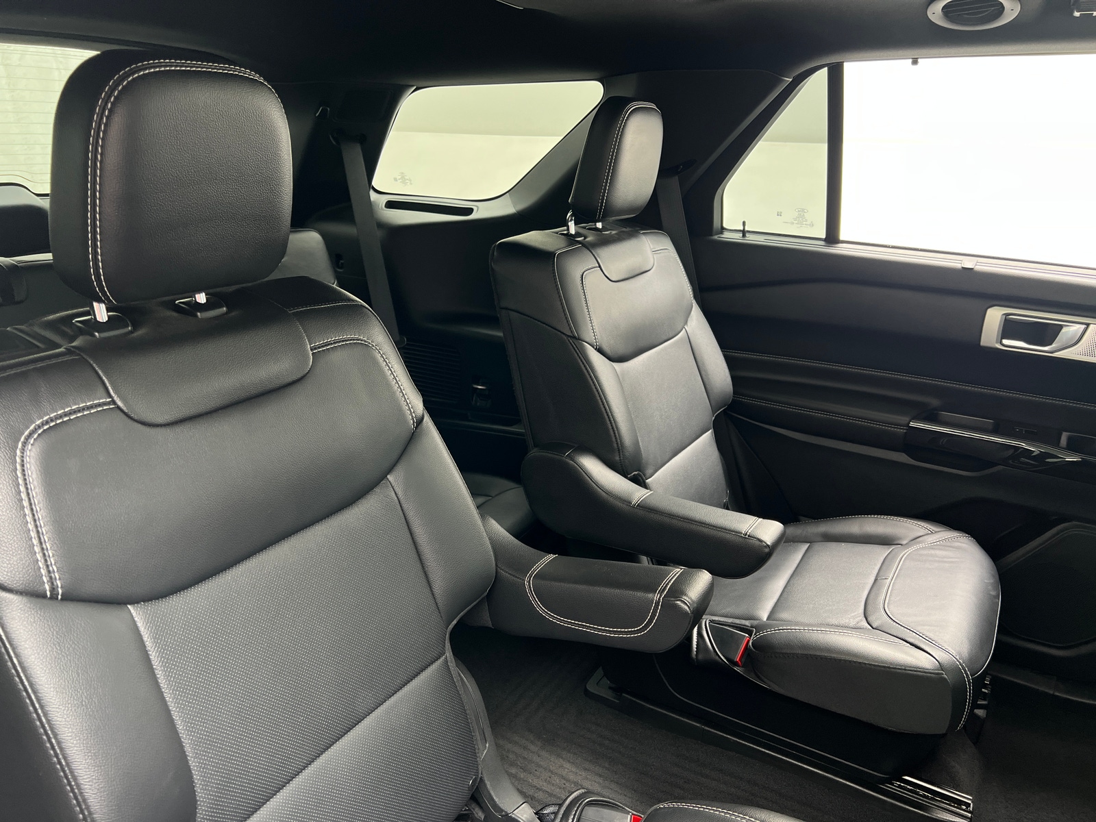 Thumbnail: 2023 Ford Explorer - 5