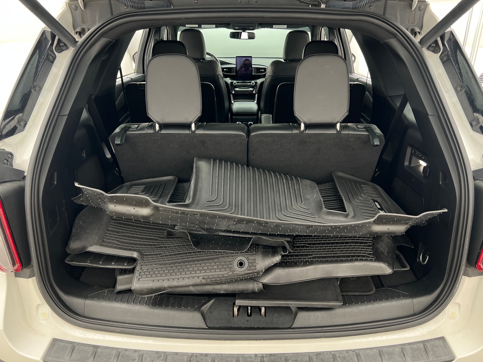 Thumbnail: 2023 Ford Explorer - 6