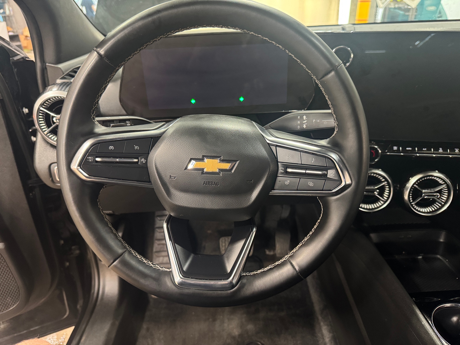 Thumbnail: 2024 Chevrolet Blazer EV - 4
