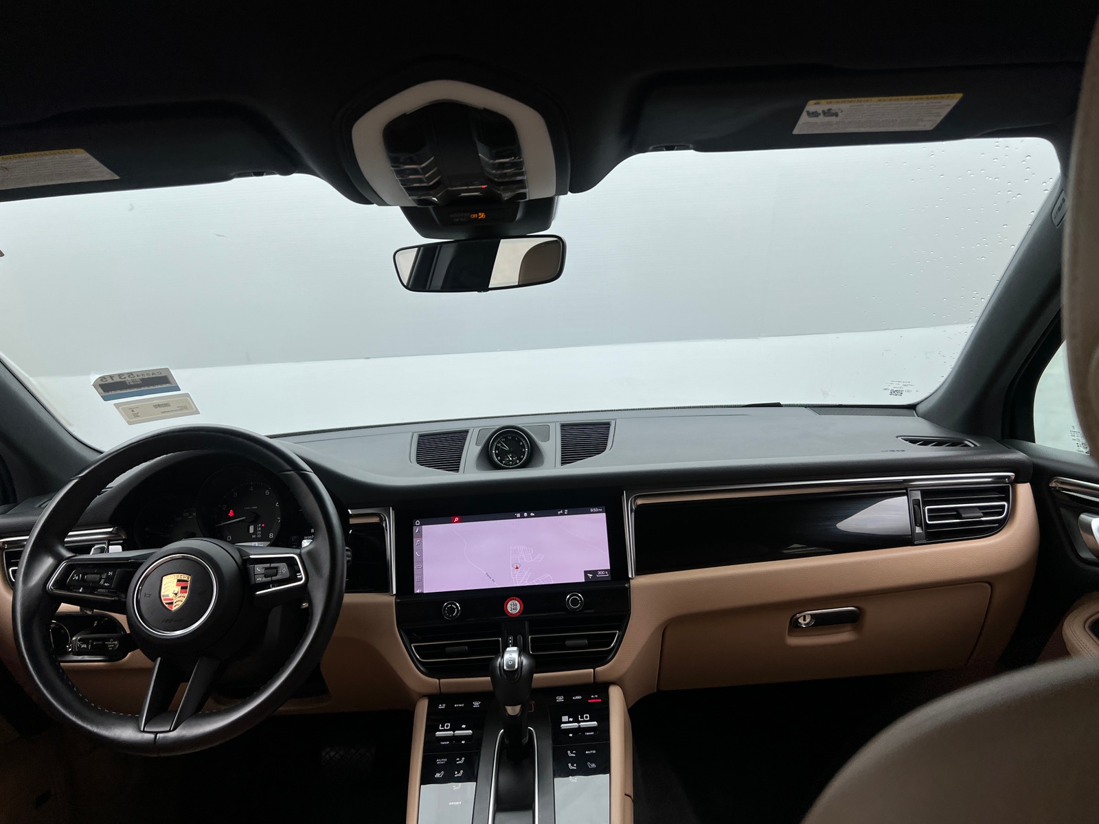 Thumbnail: 2024 Porsche Macan - 2