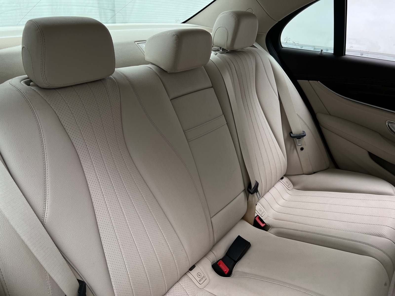 Thumbnail: 2017 Mercedes-Benz E-Class - 5